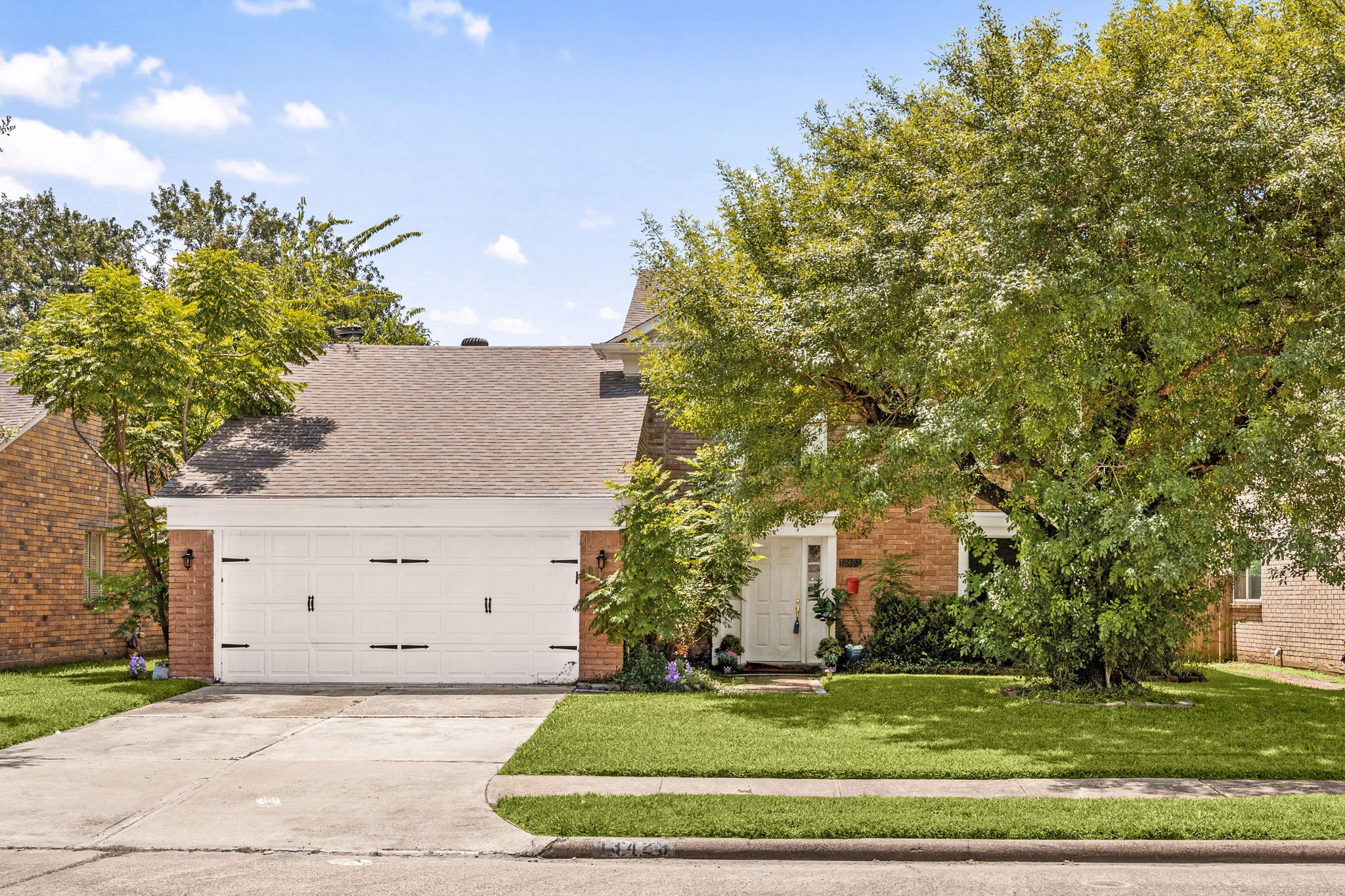 13423 Bridgepath Lane Property Photo 3