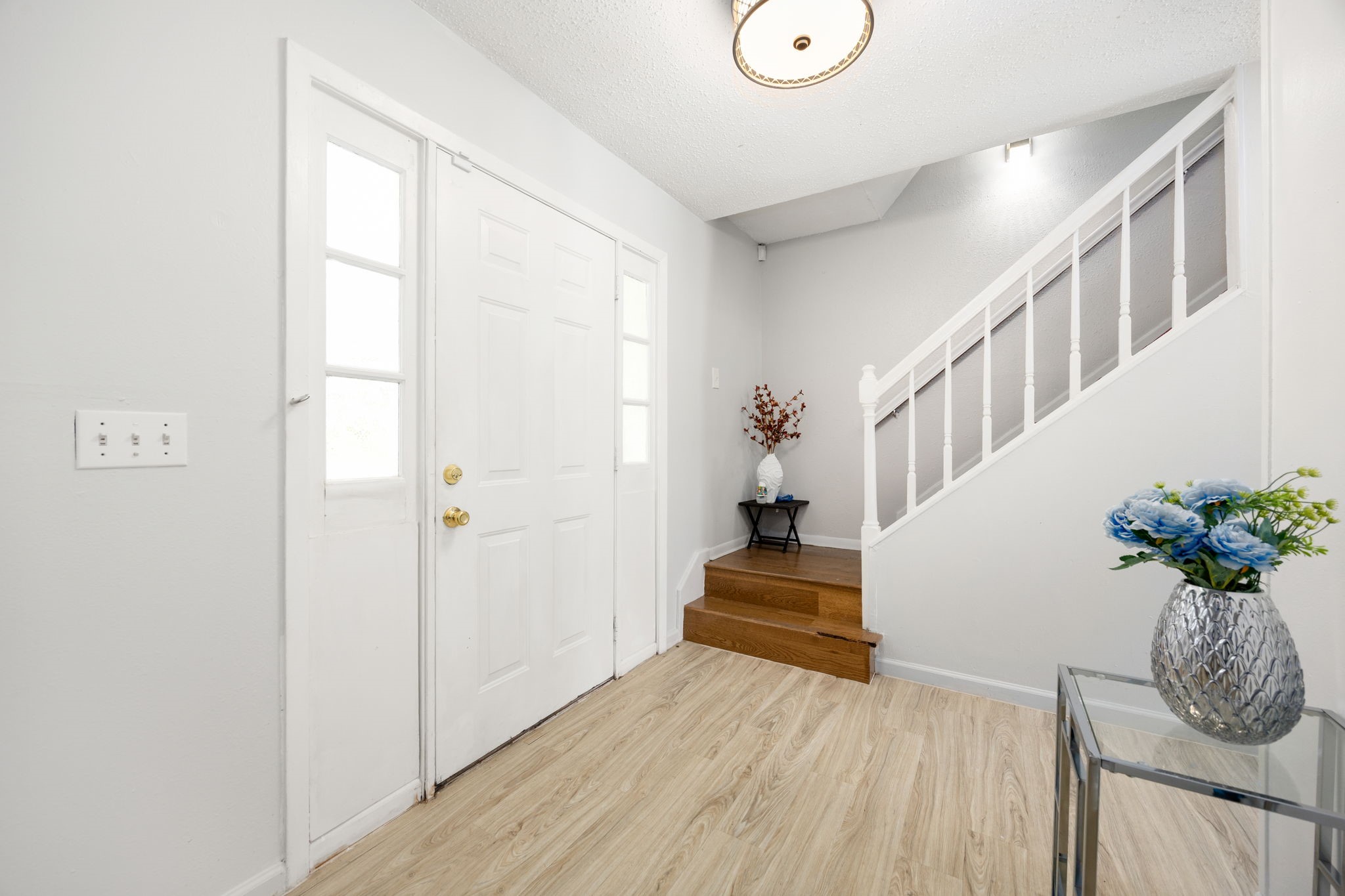 13423 Bridgepath Lane Property Photo 5