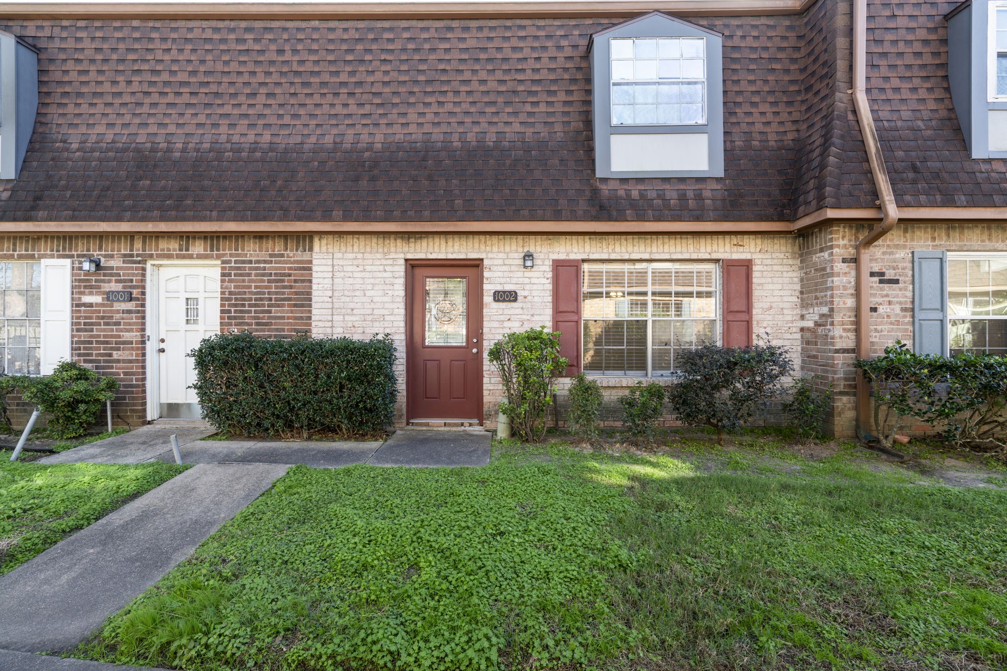 9303 Hammerly Boulevard 1002 Property Photo 8