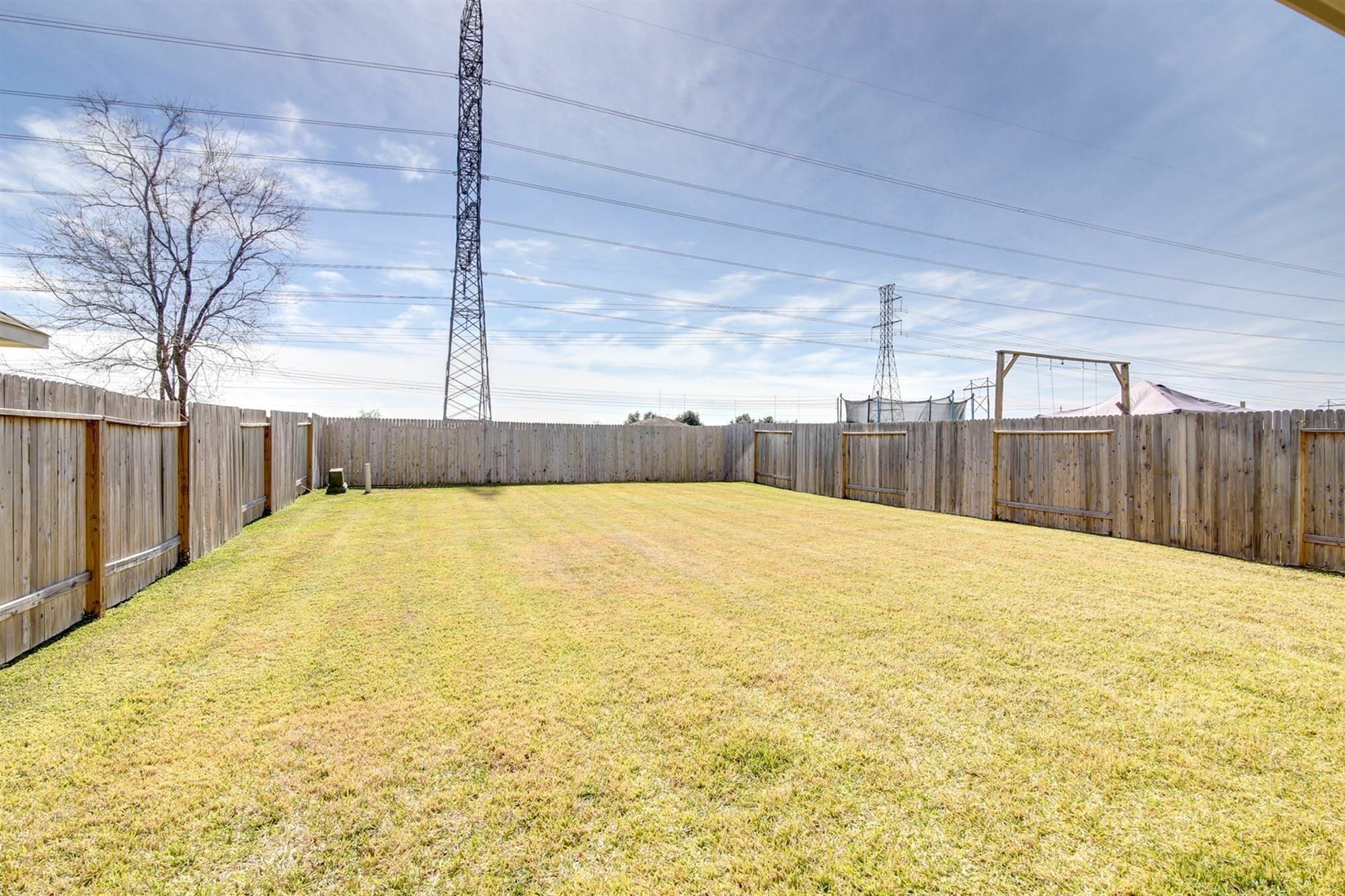 5815 Post Oak Manor Drive Property Photo 4