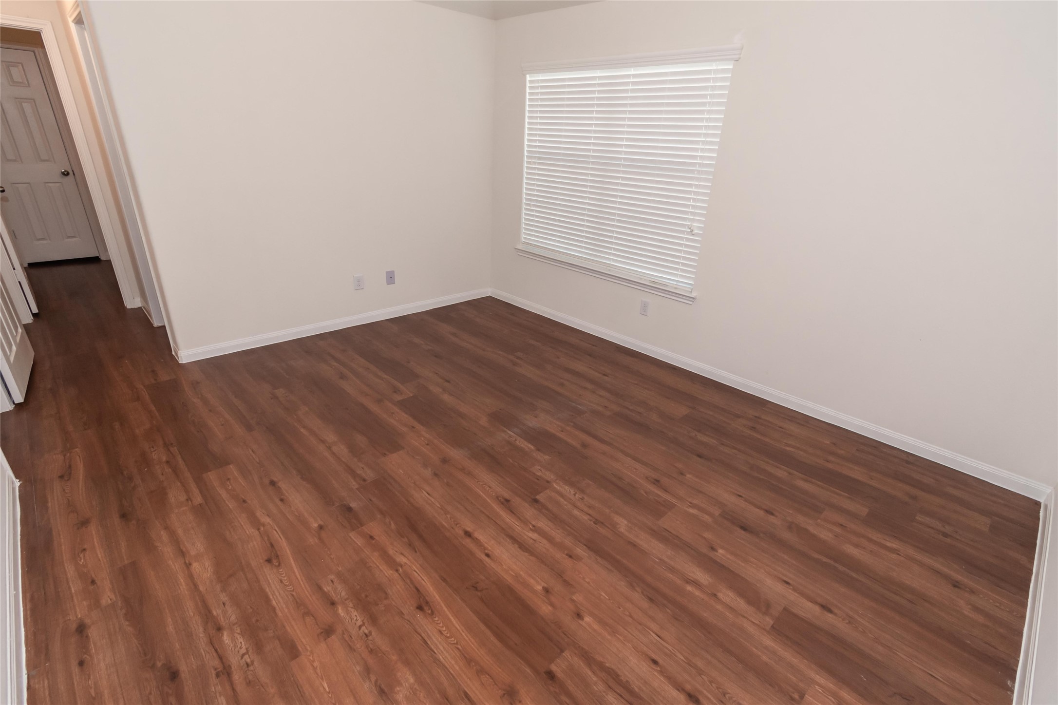 5815 Post Oak Manor Drive Property Photo 9