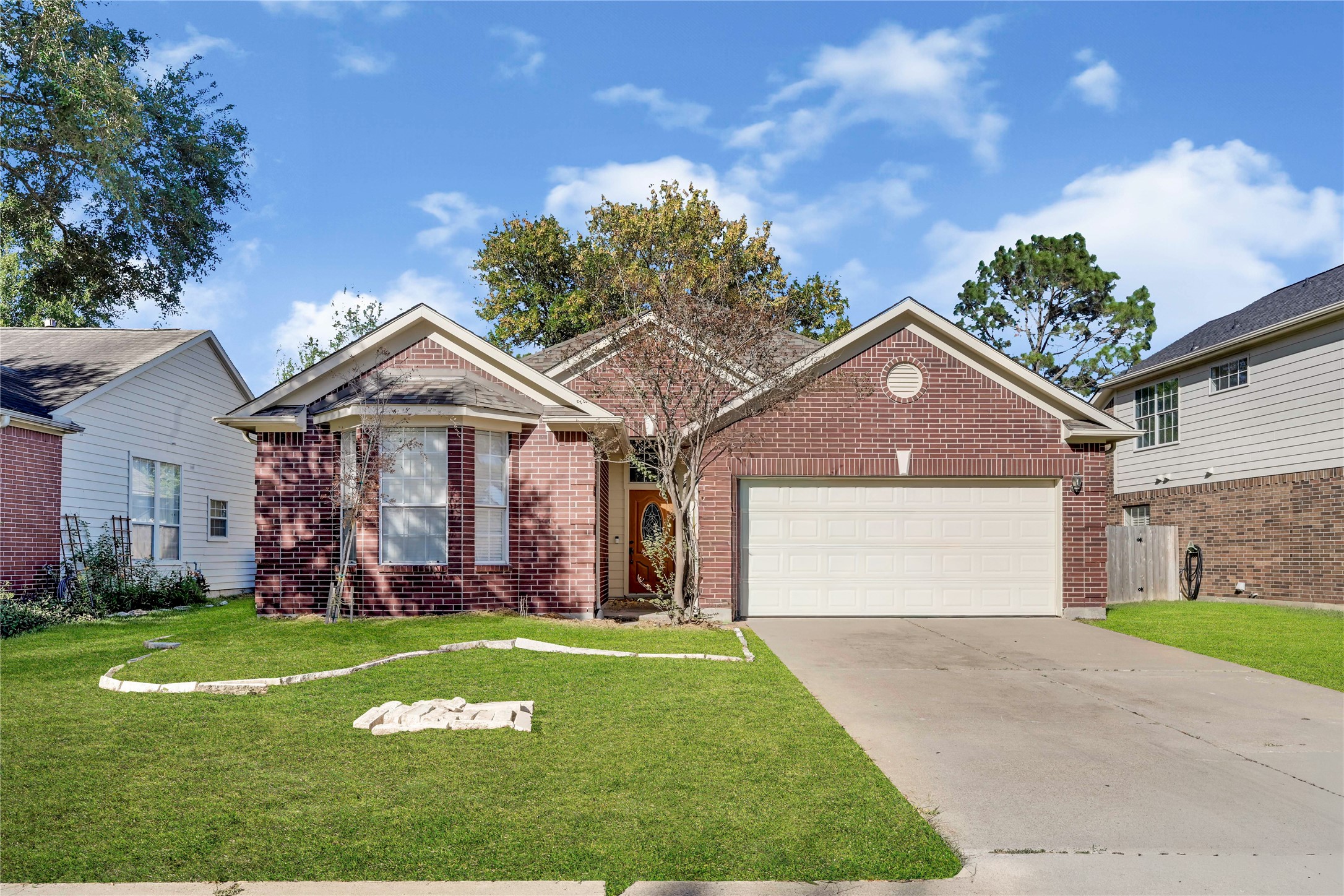 14902 Carolina Falls Lane Property Photo 1