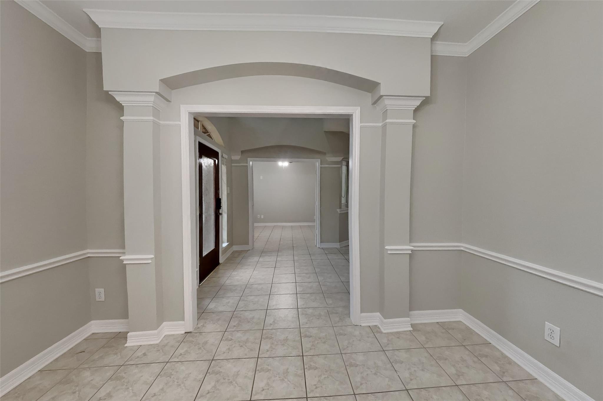 23127 Willow Canyon Drive Property Photo 7