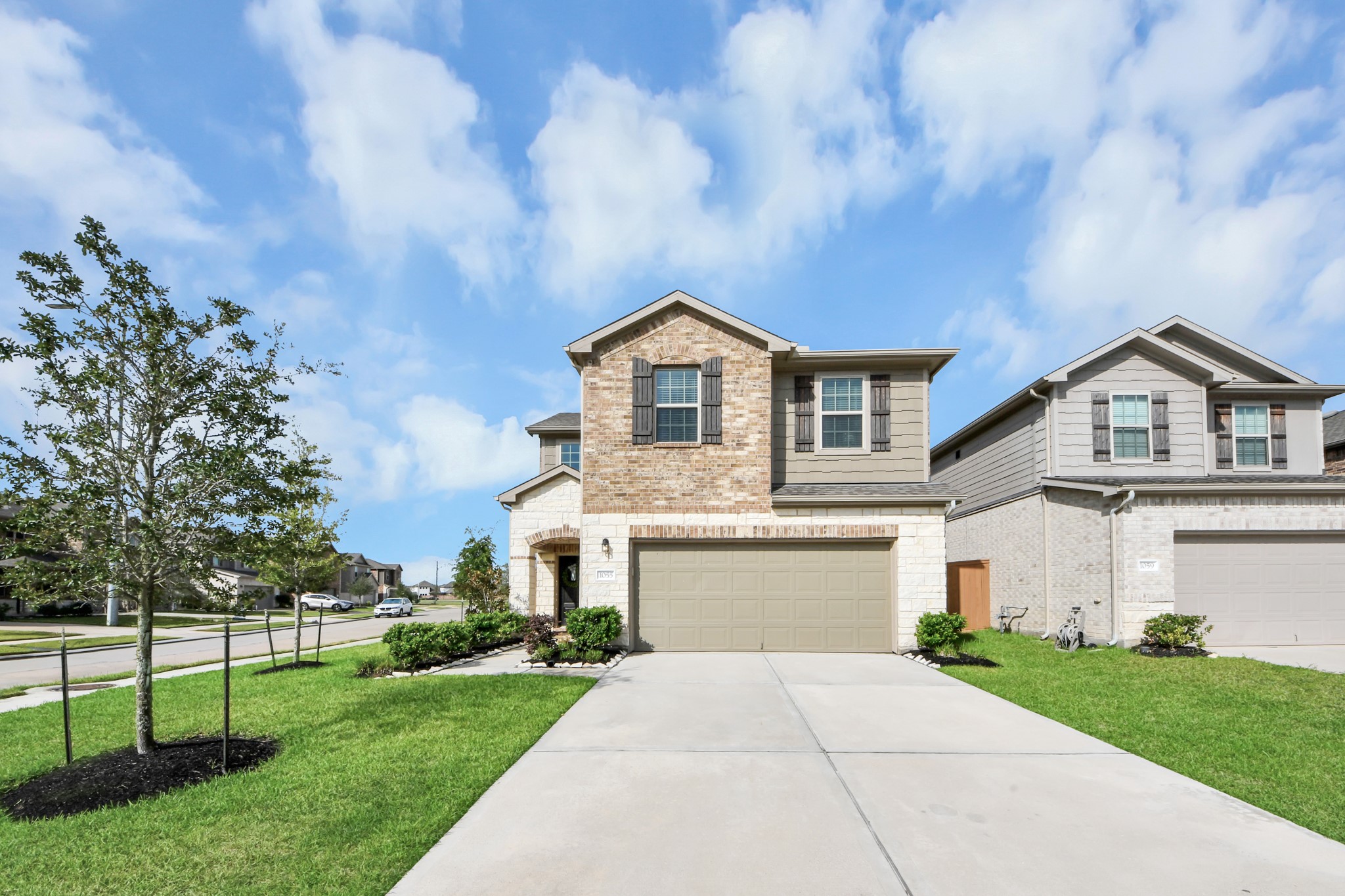 1055 Greenshank Drive Property Photo 1