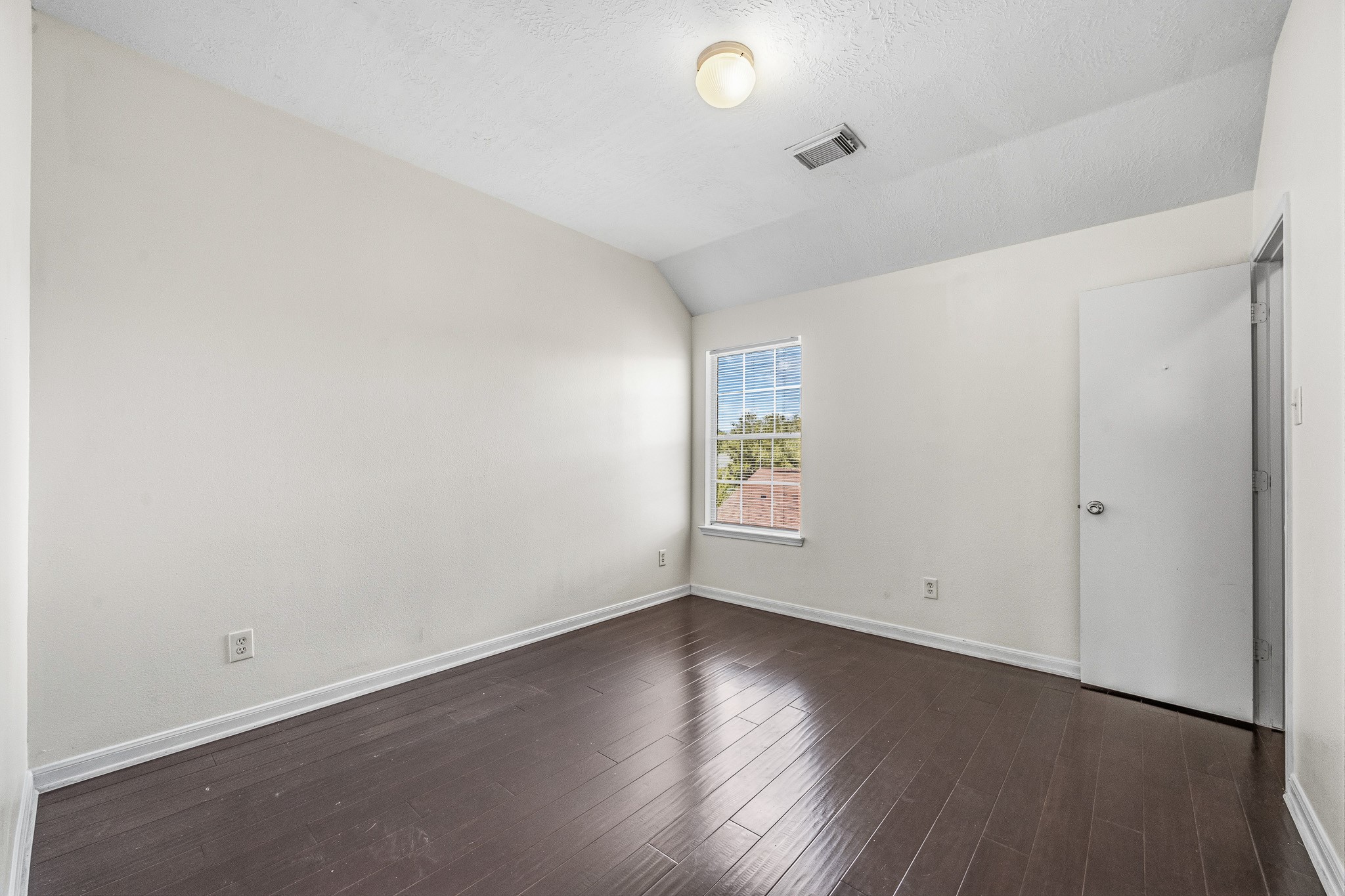9641 Weldridge Drive Property Photo 25