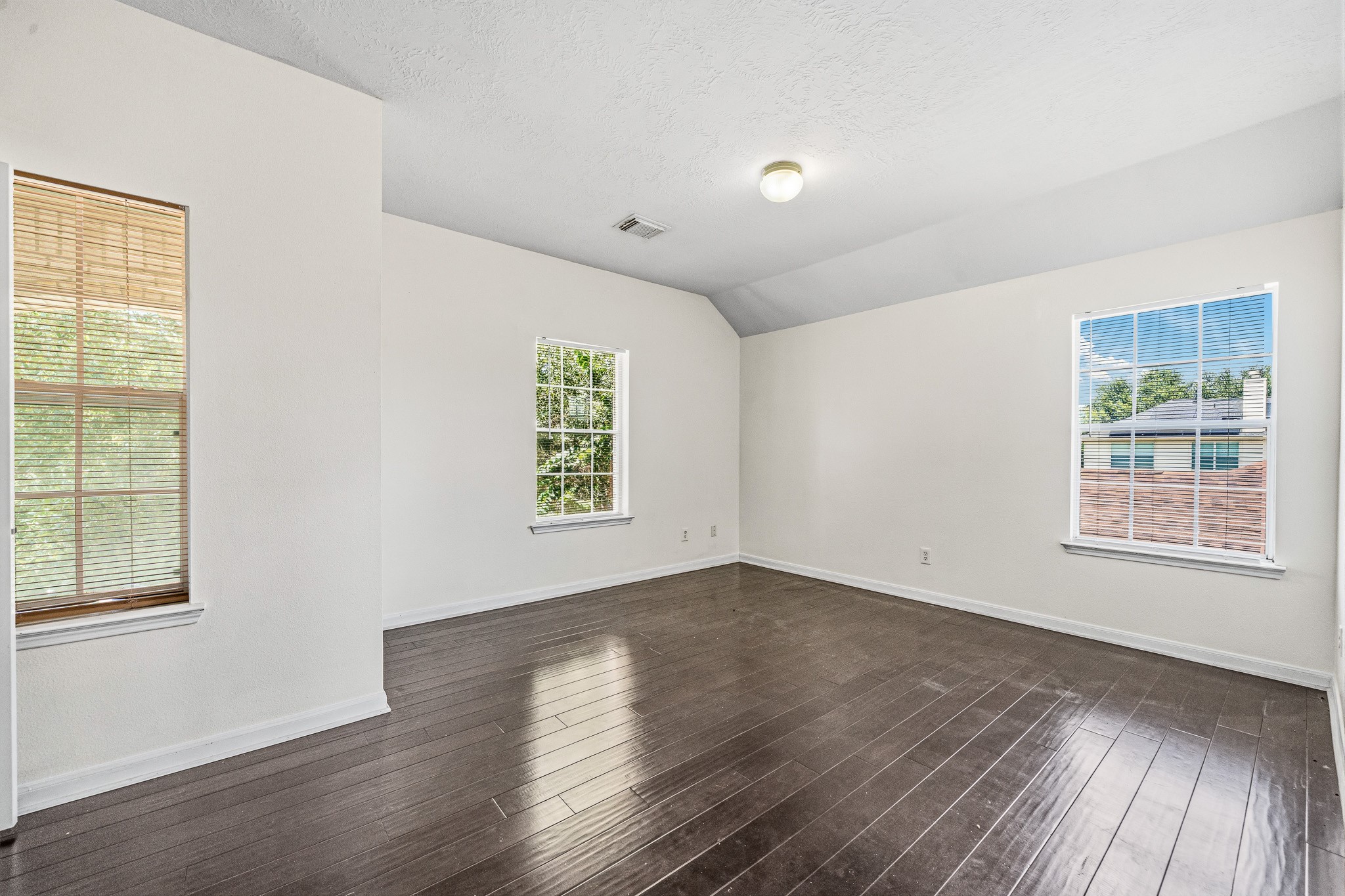 9641 Weldridge Drive Property Photo 28