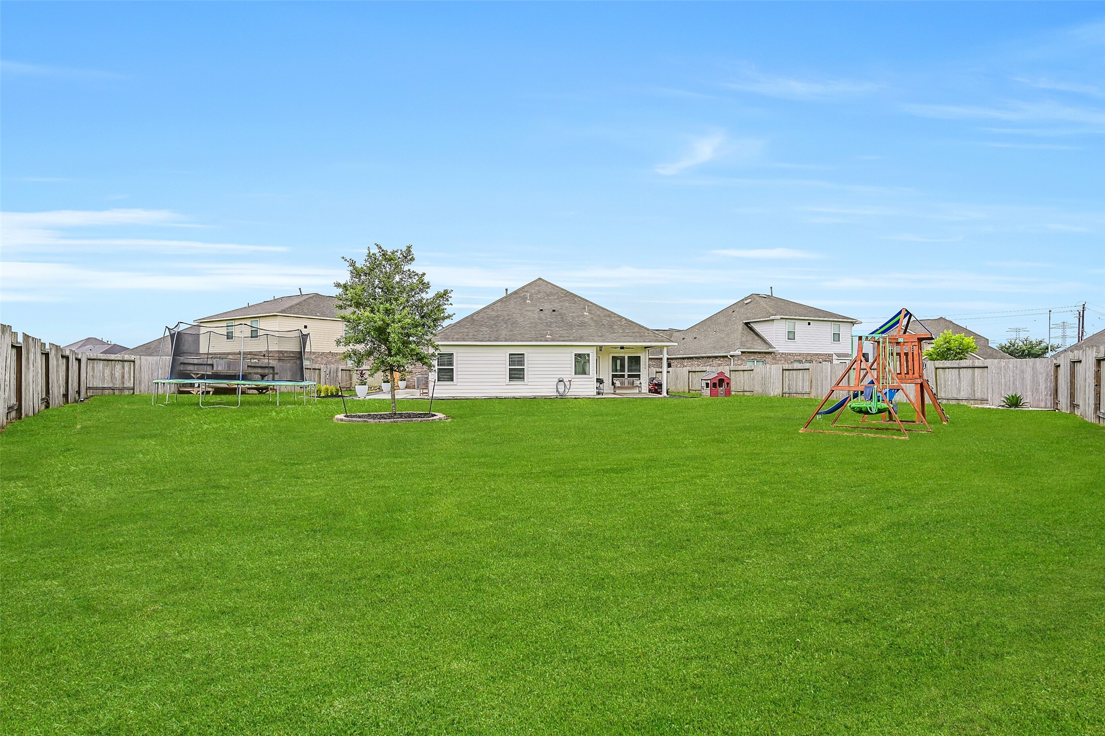 305 Bordeaux Court Property Photo 28