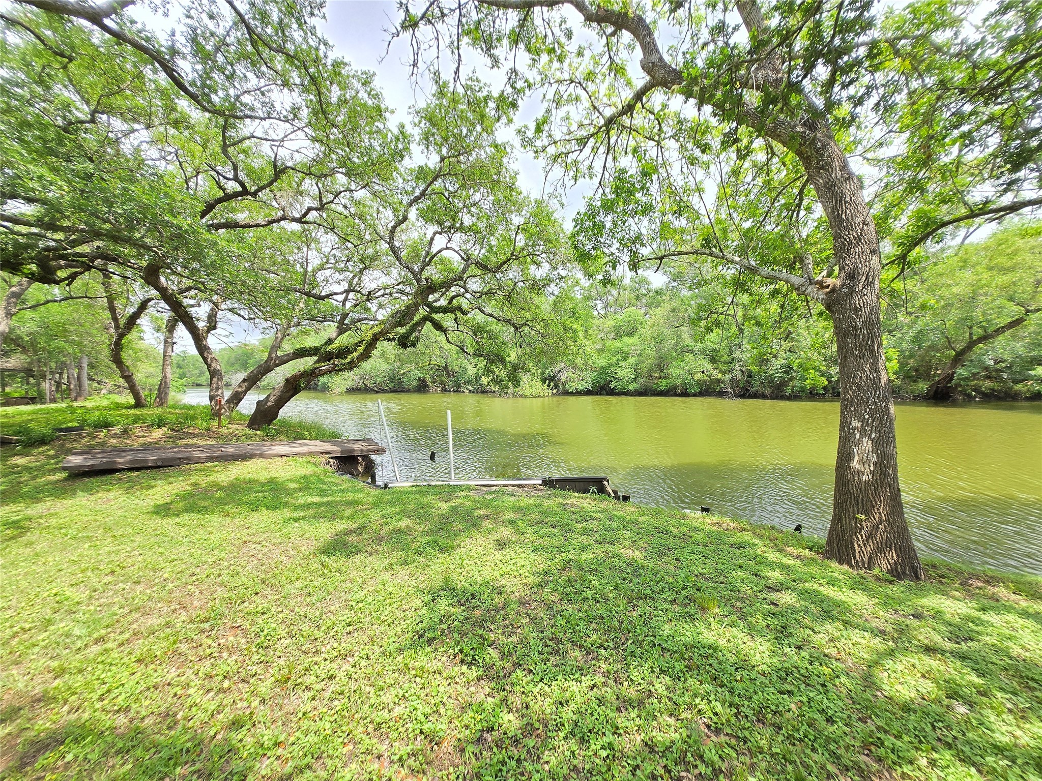 43-45 Catamaran Circle Property Photo 1