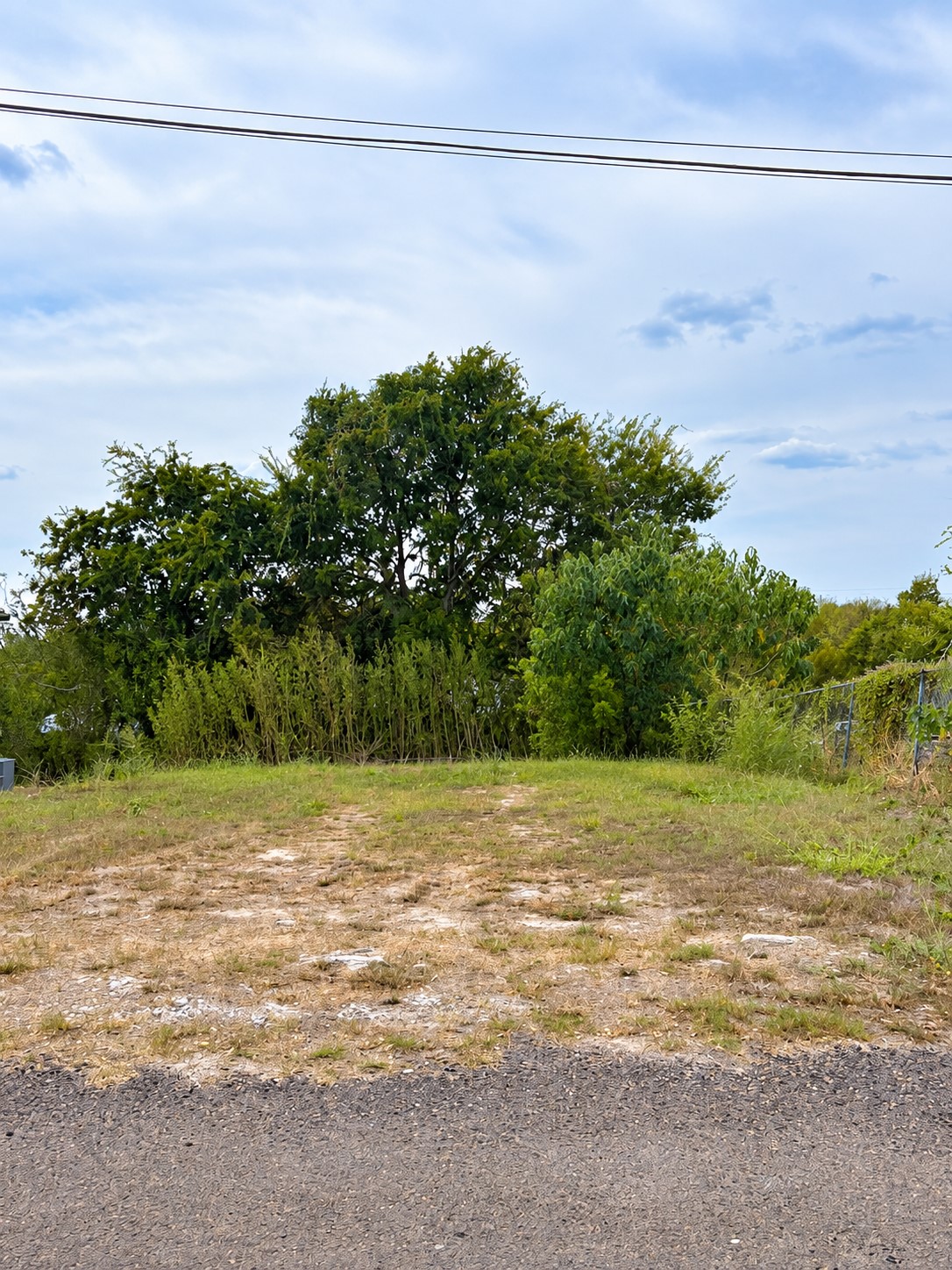 274 College Street Property Photo 1