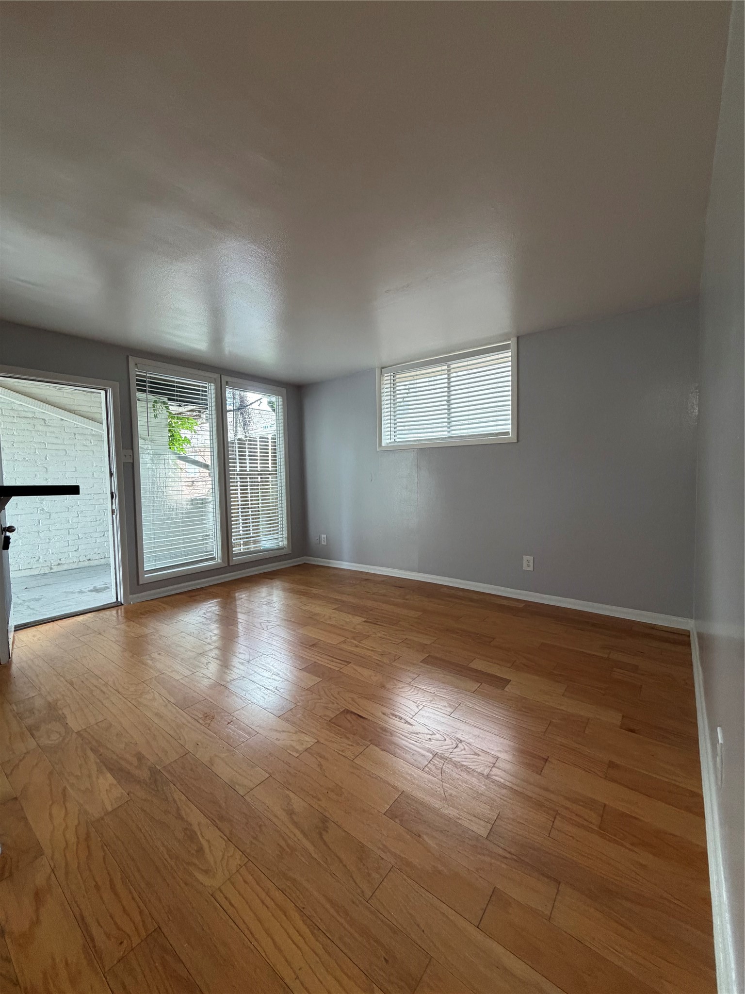 5123 Del Monte Drive 12 Property Photo 1