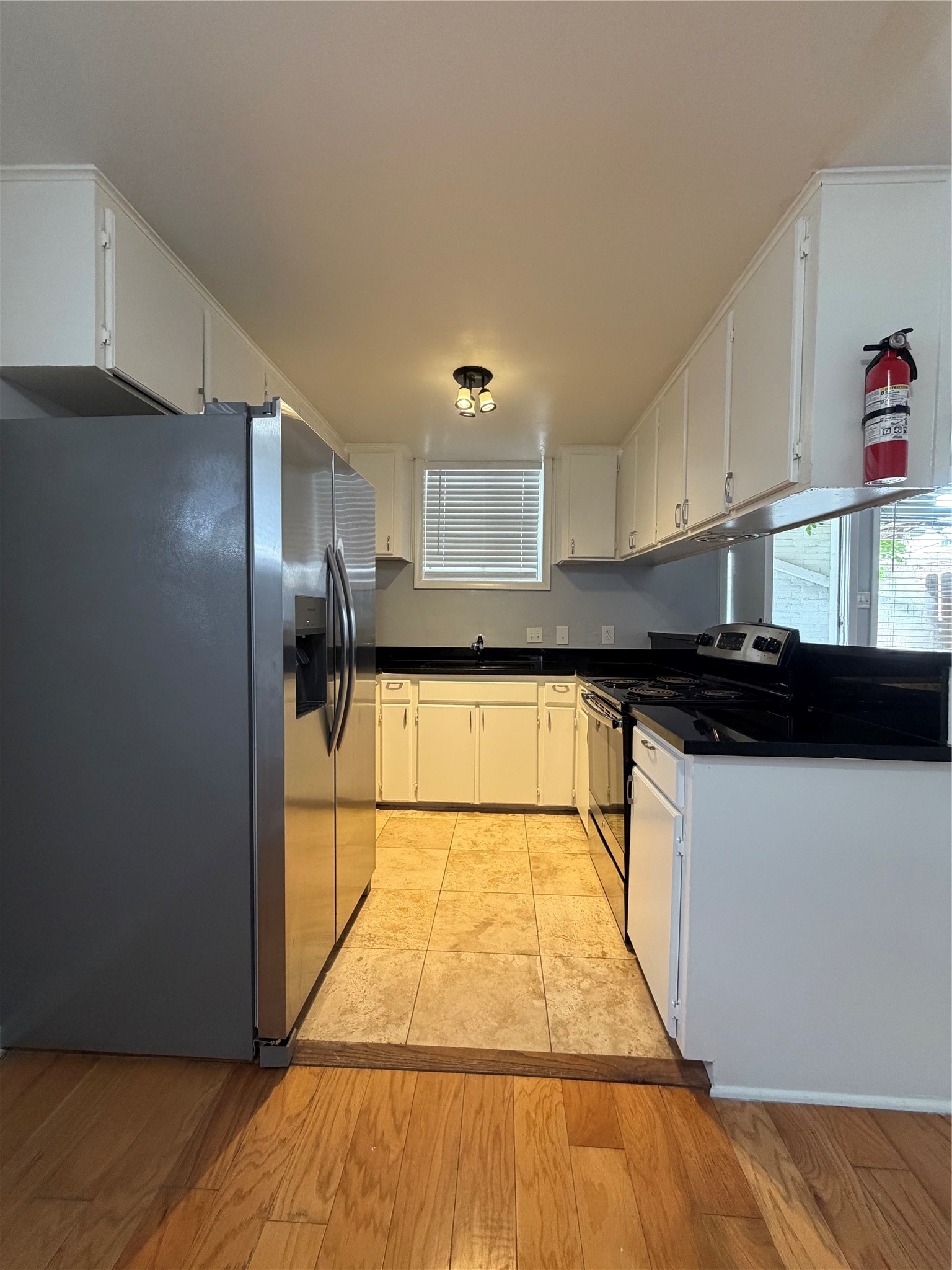 5123 Del Monte Drive 12 Property Photo 4