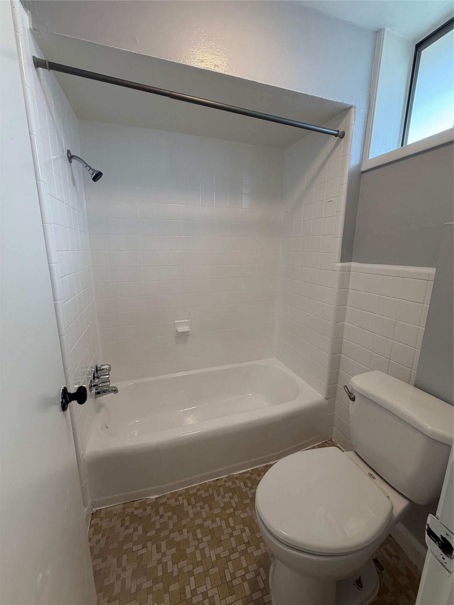 5123 Del Monte Drive 12 Property Photo 8