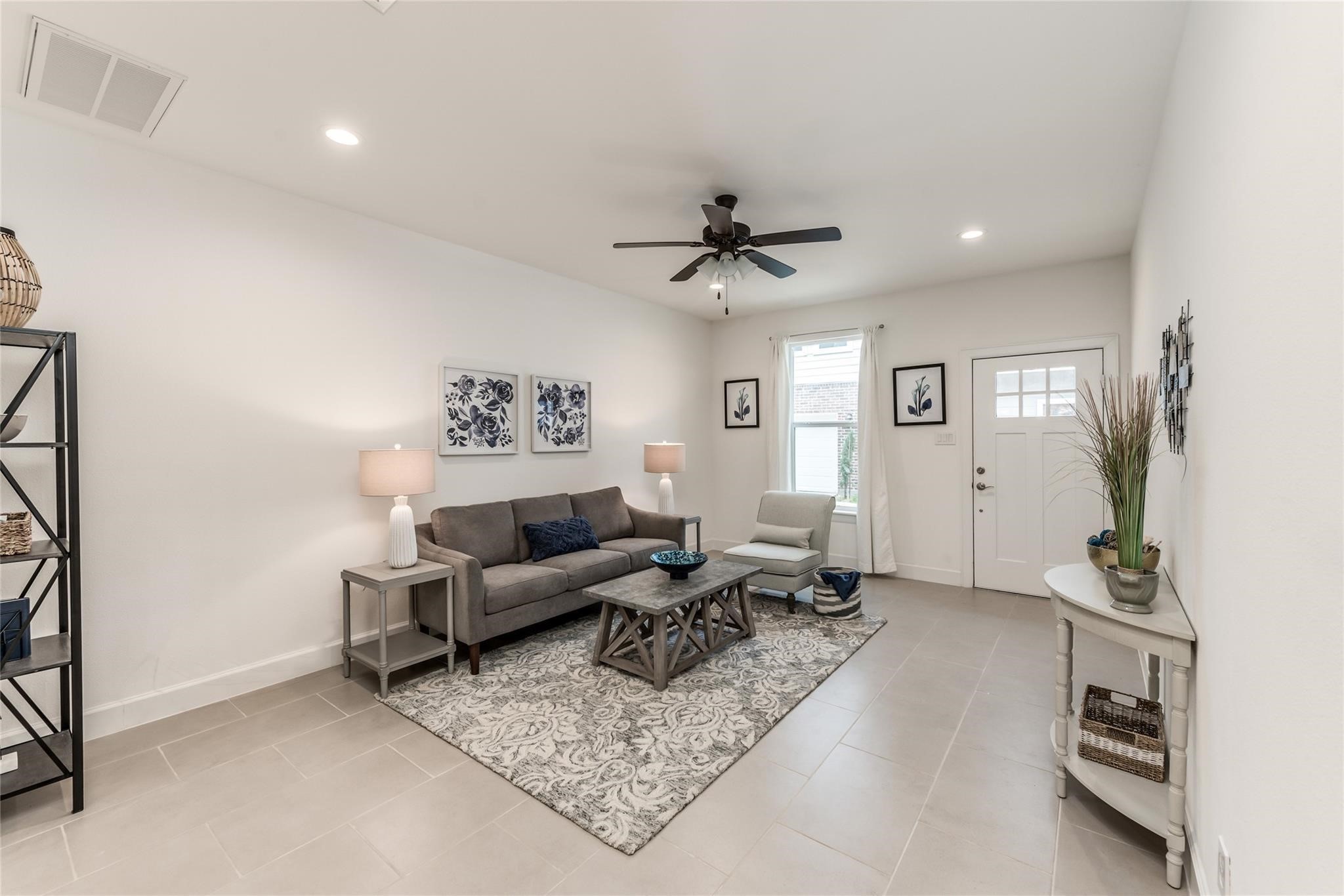 118 Sylvester Road Property Photo 4