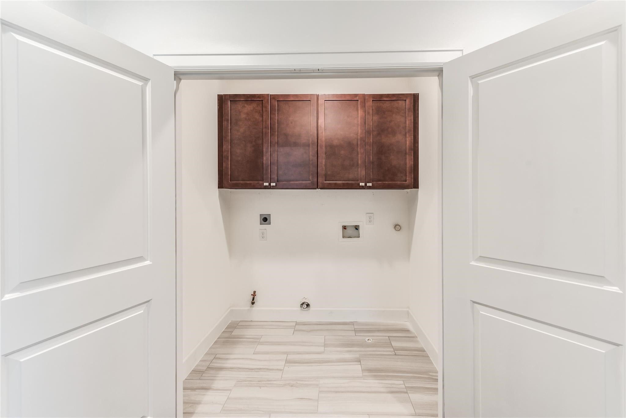 118 Sylvester Road Property Photo 14