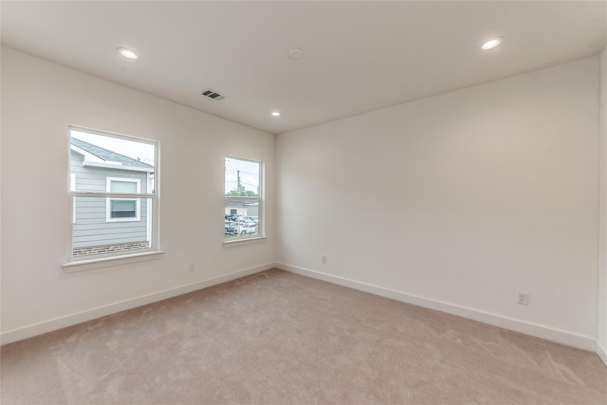 118 Sylvester Road Property Photo 15