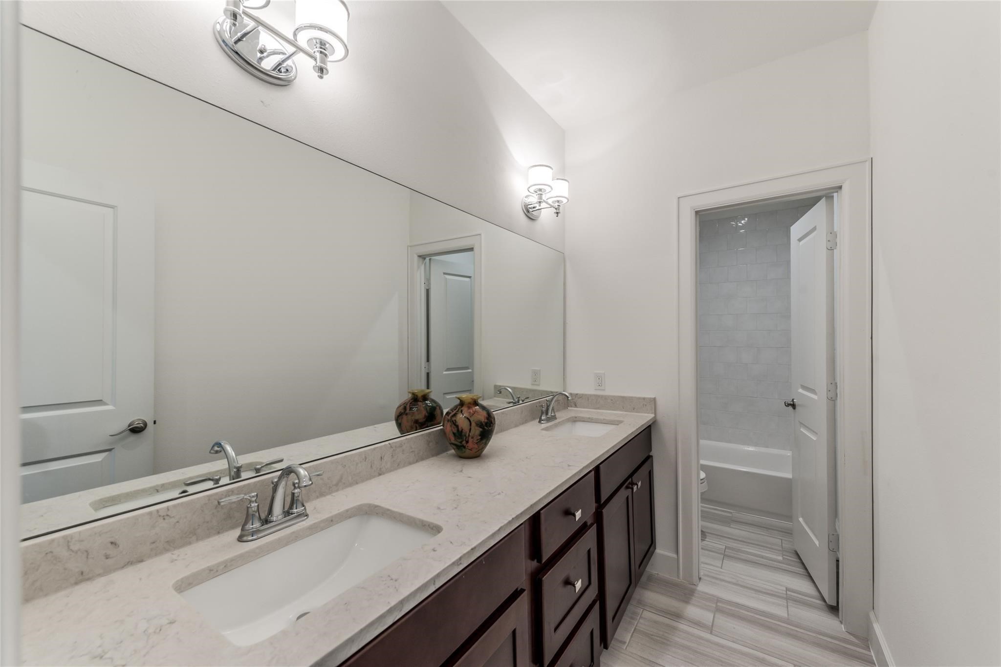 118 Sylvester Road Property Photo 16