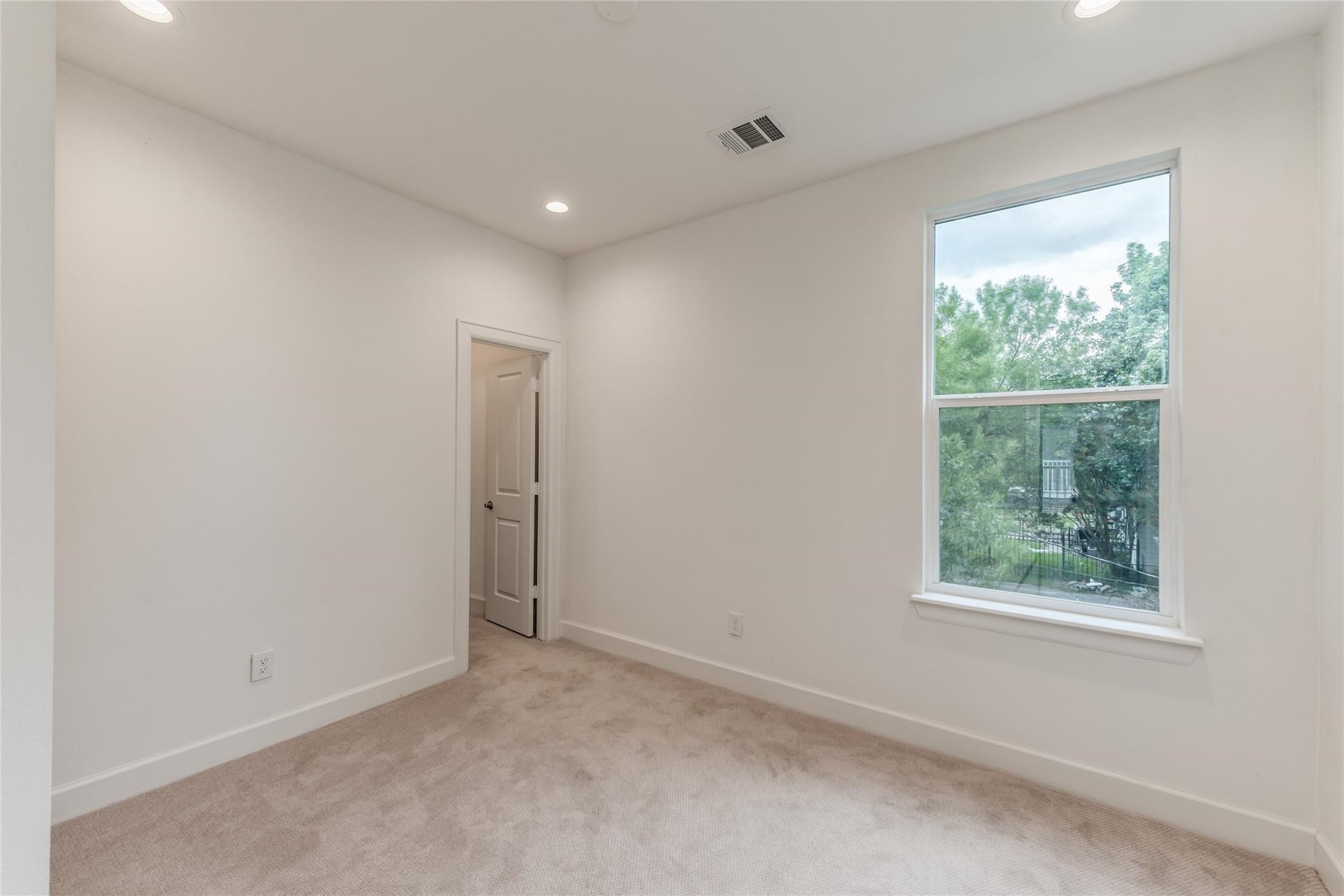 118 Sylvester Road Property Photo 19