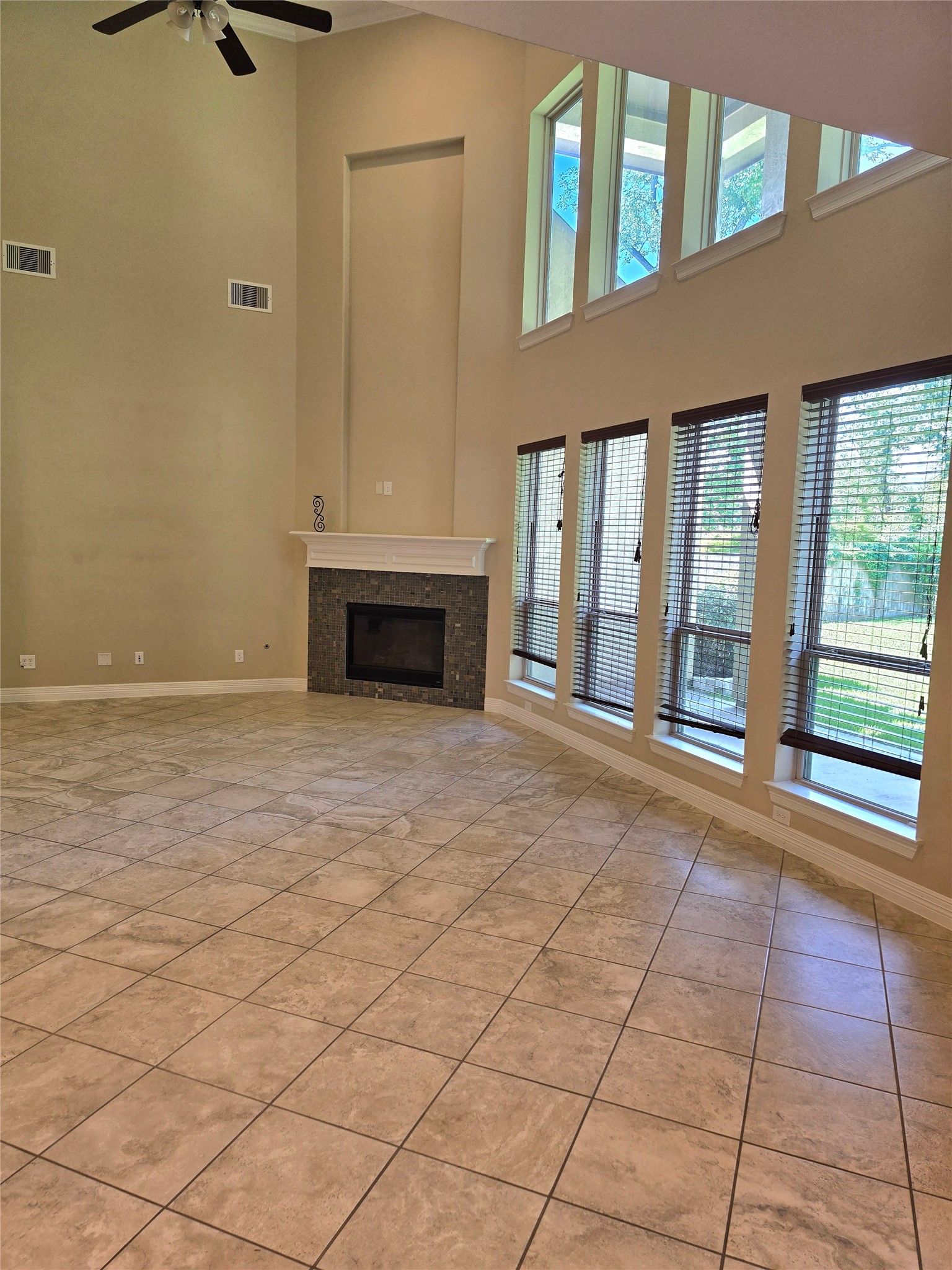 10 Val Delsa Court Property Photo 8