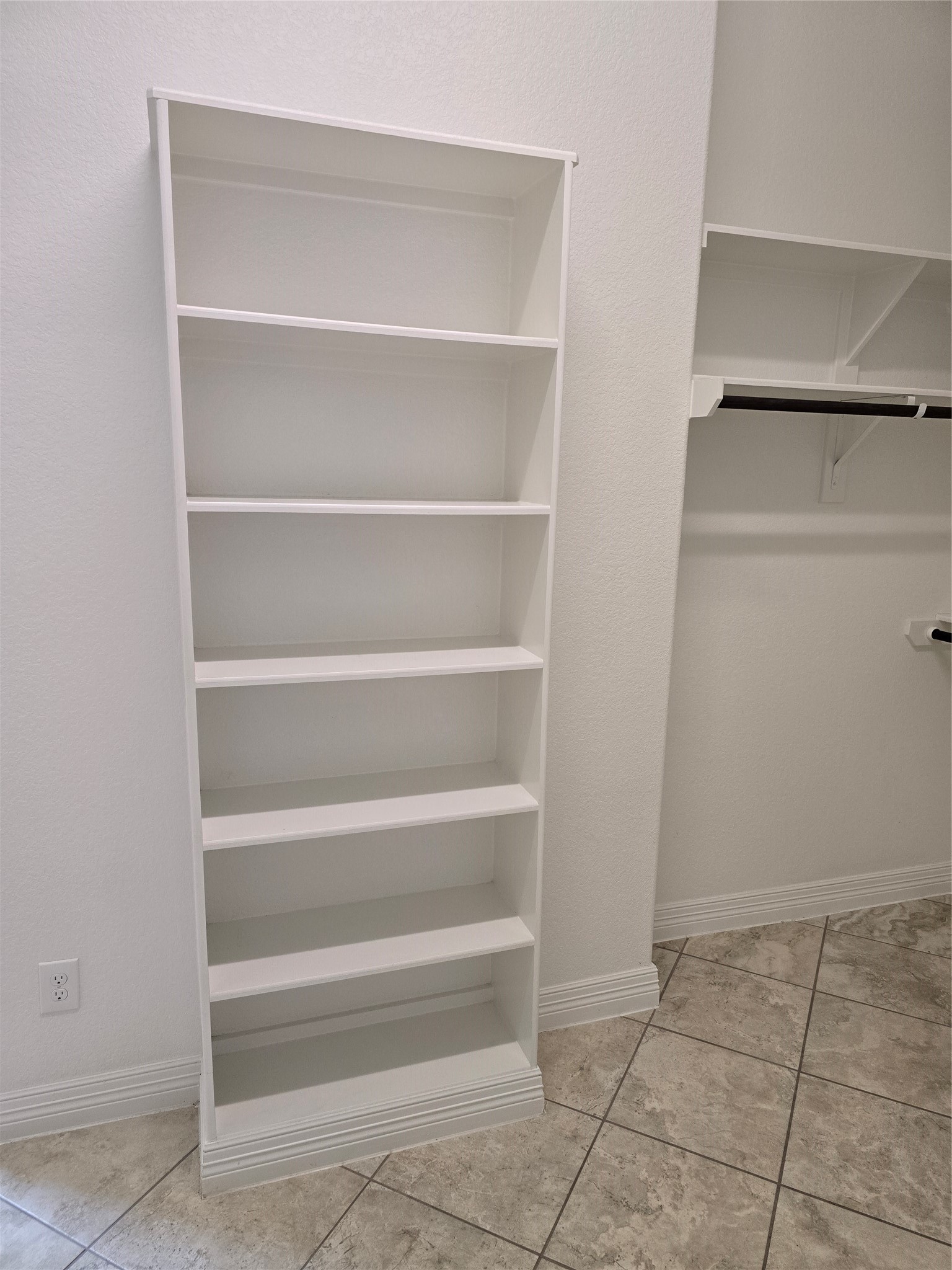 10 Val Delsa Court Property Photo 18