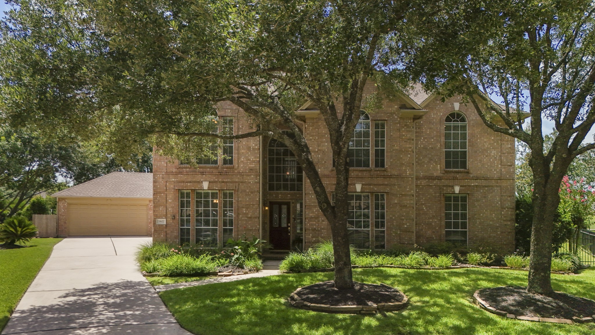 5807 Sequoia Trace Court Property Photo 2