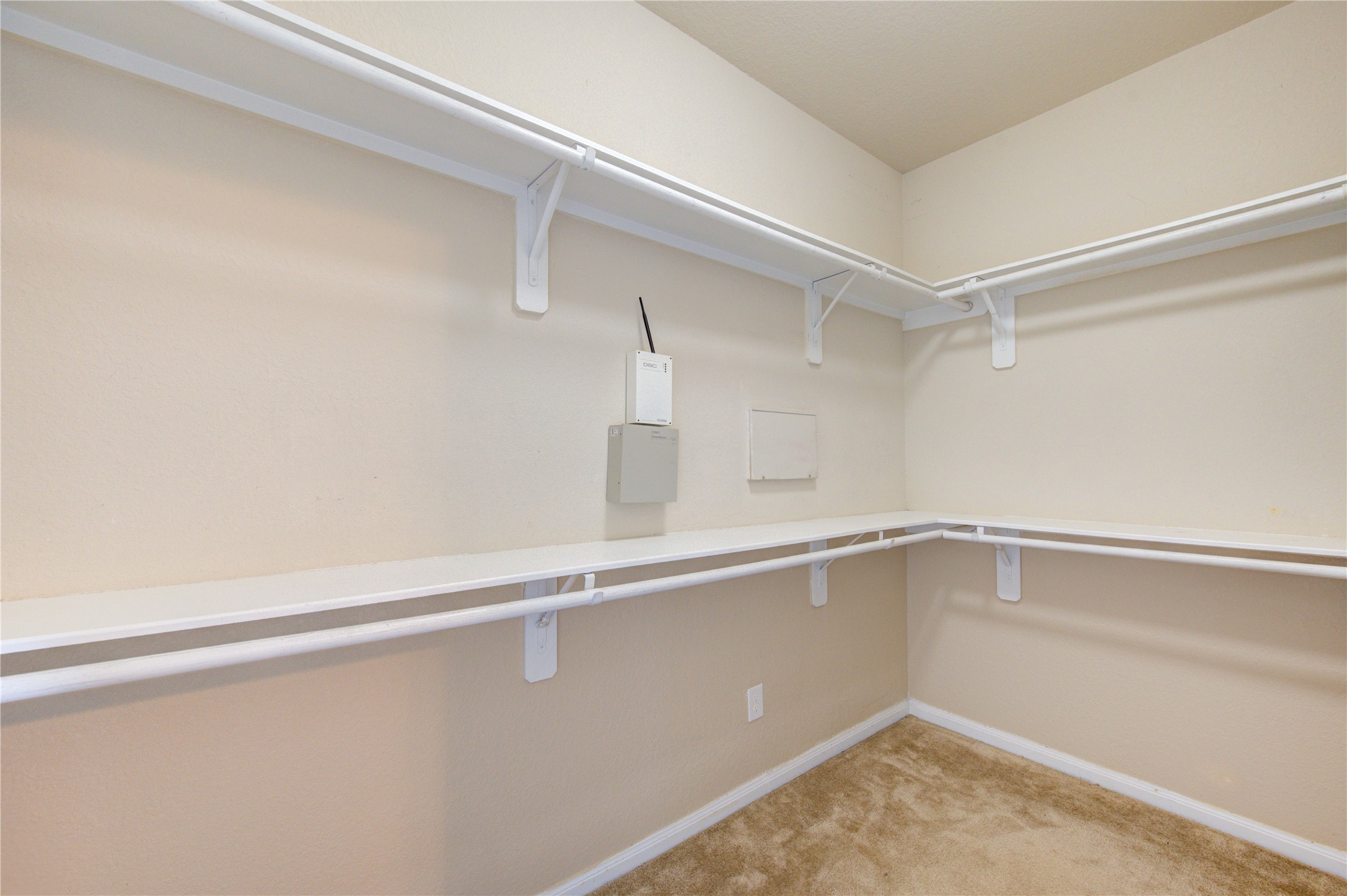 16726 Mammoth Springs Drive Property Photo 13
