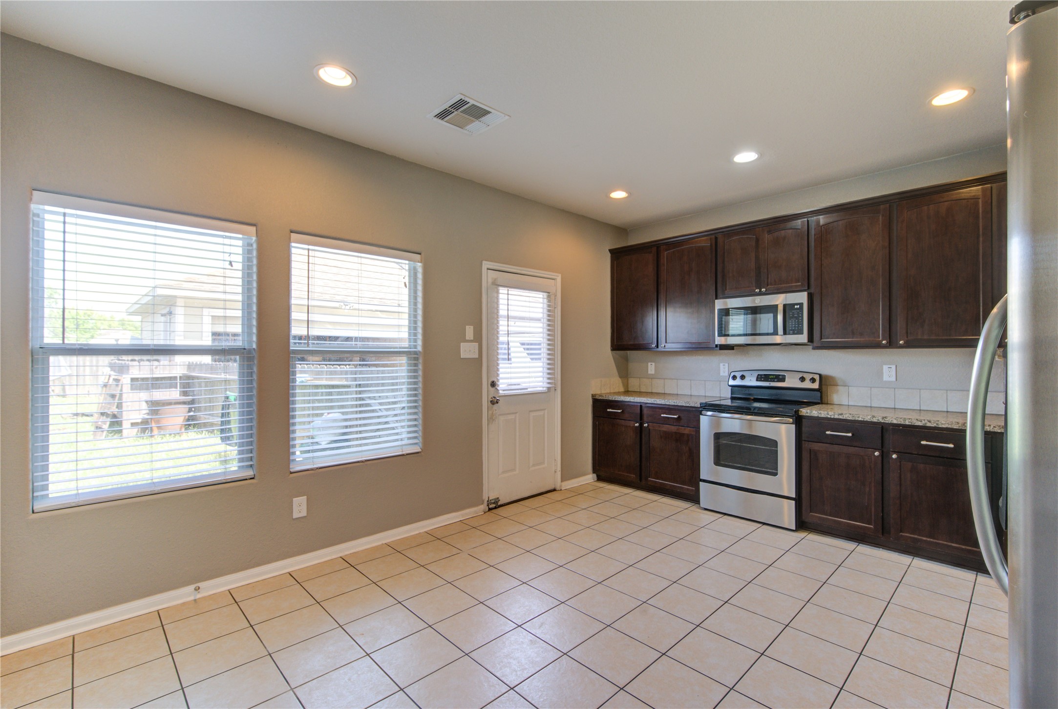 16726 Mammoth Springs Drive Property Photo 31
