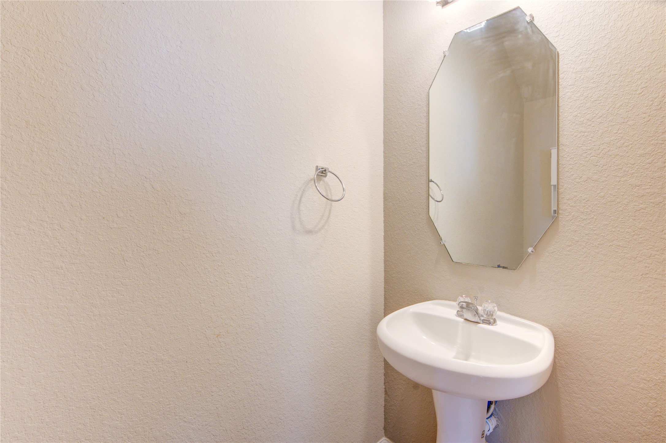 16726 Mammoth Springs Drive Property Photo 45