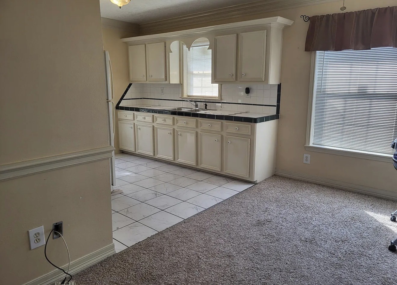 924 Kelley Street Property Photo 5