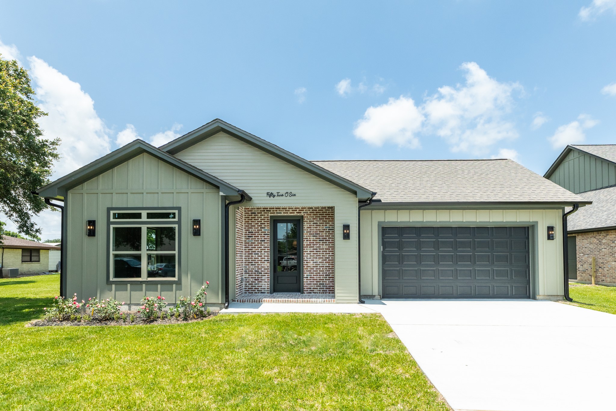 5206 4th Street Property Photo 1