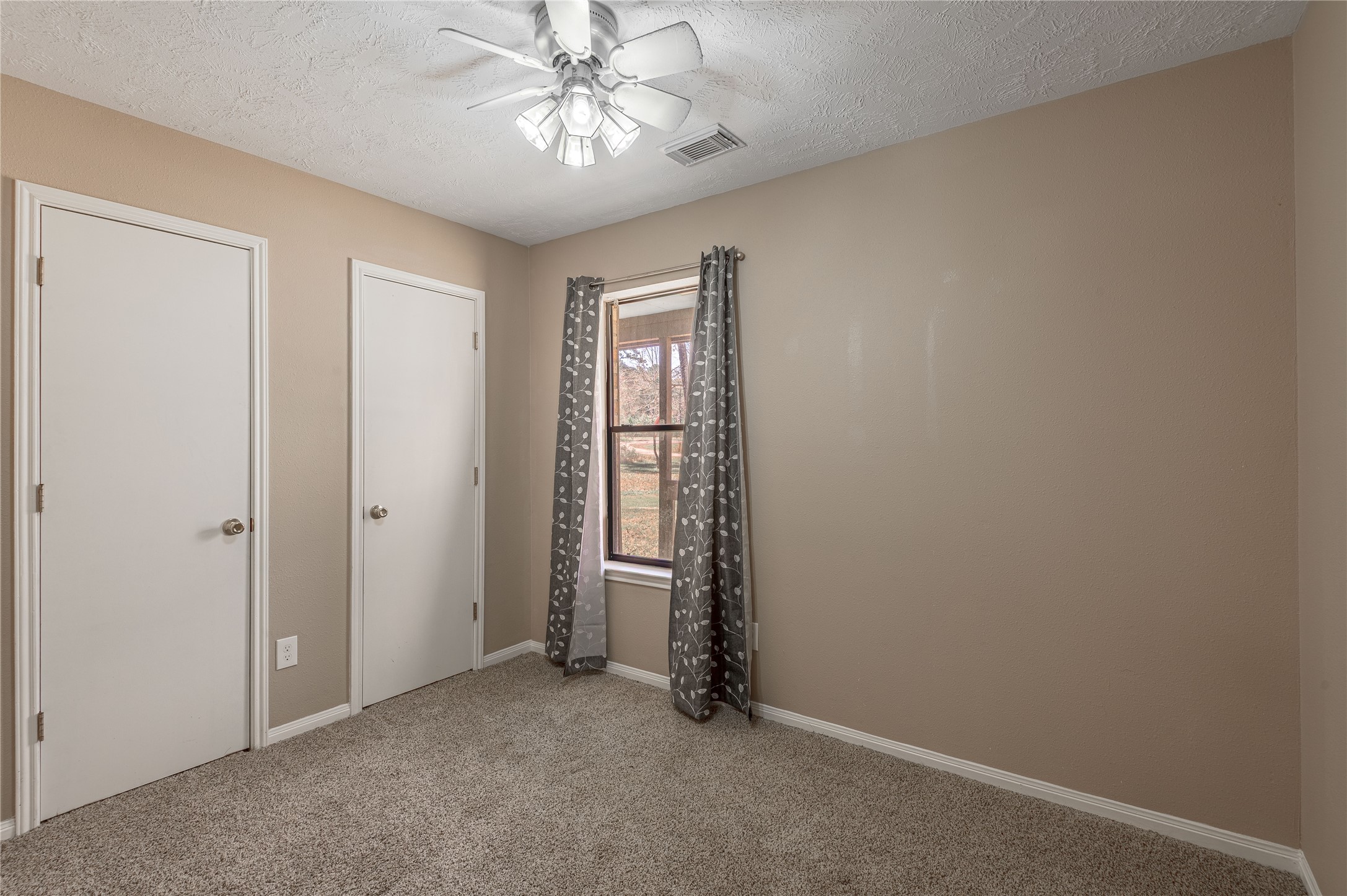 2 Brown Road Property Photo 16