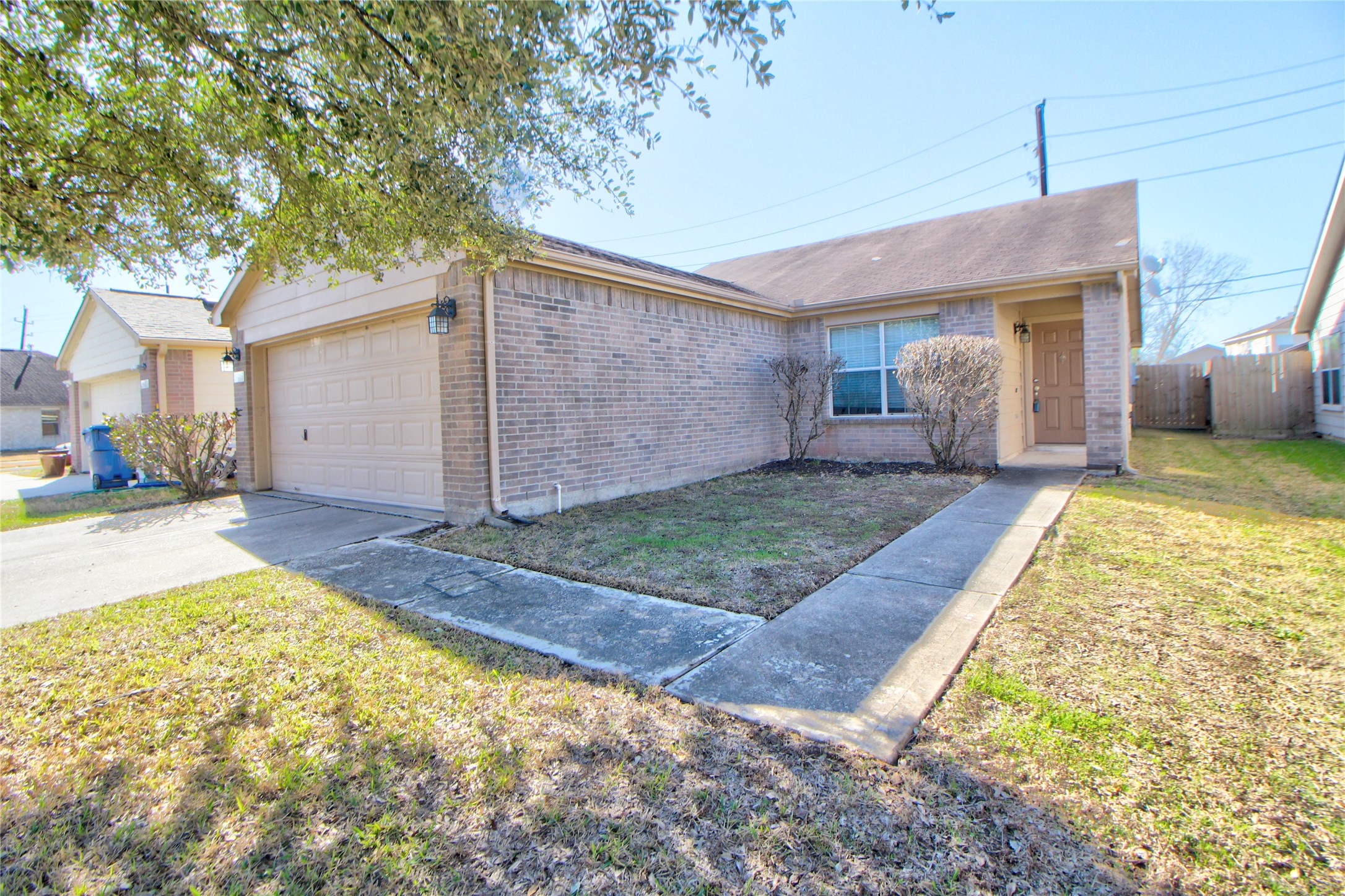 29407 Legends Green Drive Property Photo 1