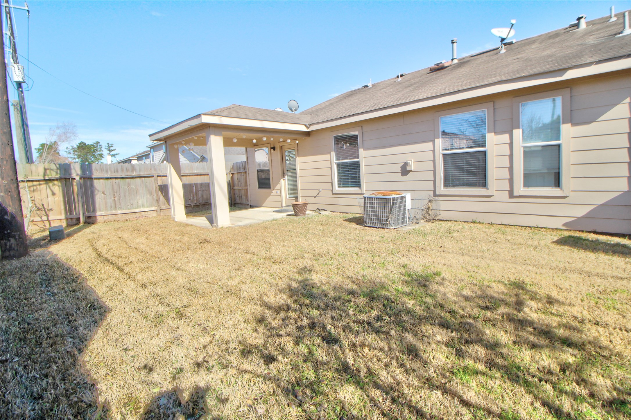 29407 Legends Green Drive Property Photo 13