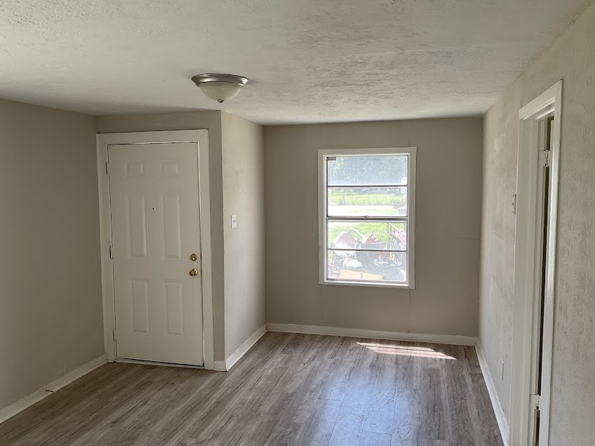 805 E Calhoun Street Property Photo 2