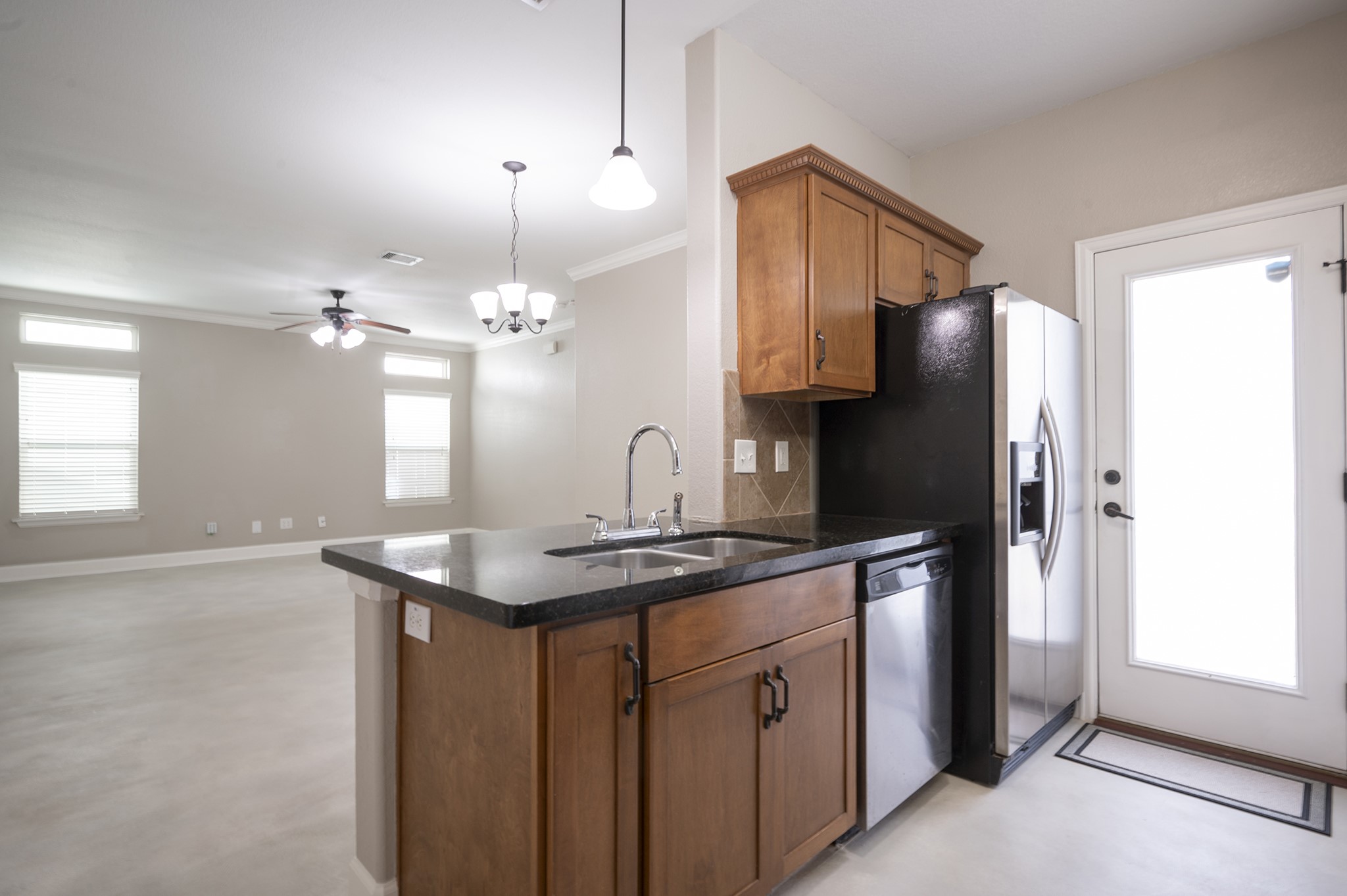 4210 Darter Street Property Photo 6