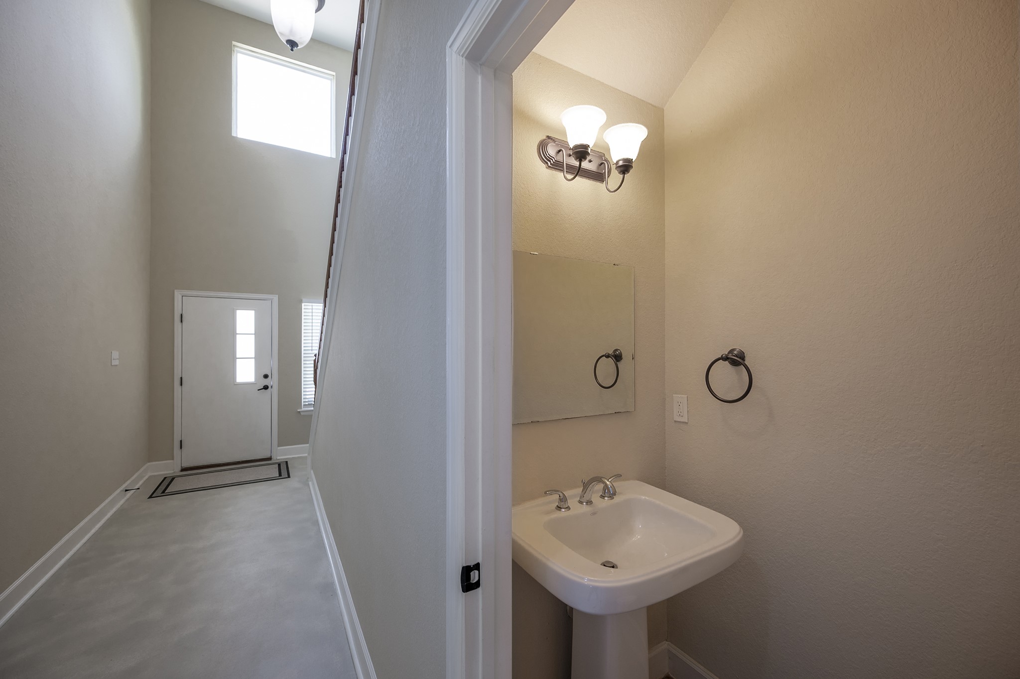 4210 Darter Street Property Photo 7