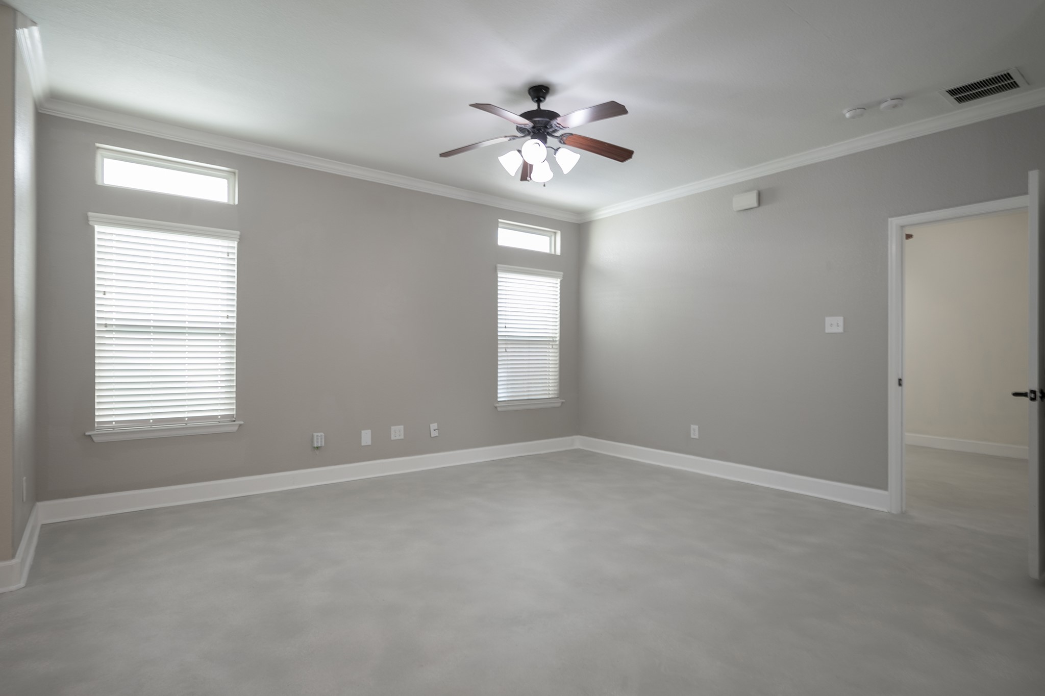 4210 Darter Street Property Photo 8