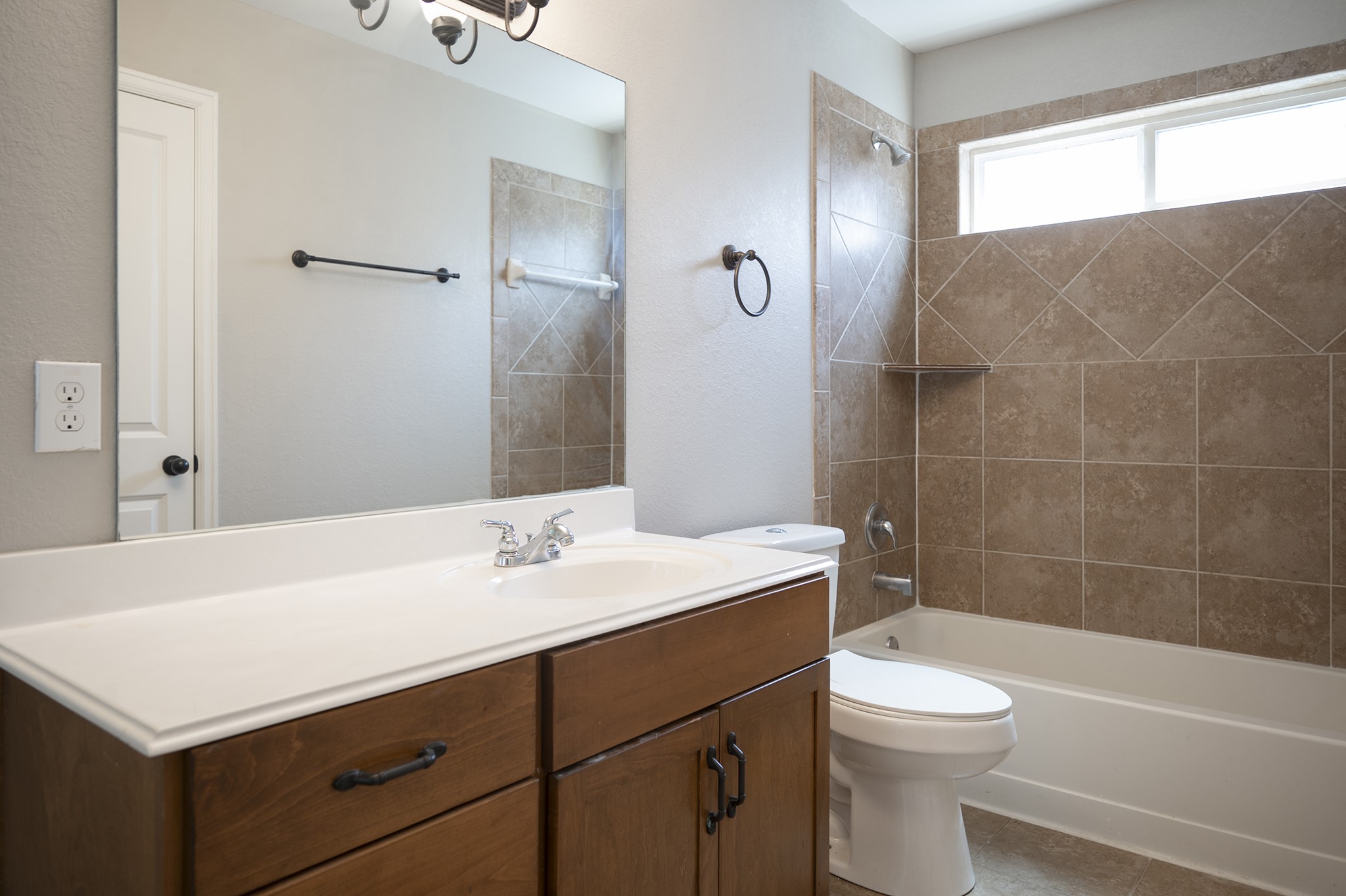 4210 Darter Street Property Photo 10
