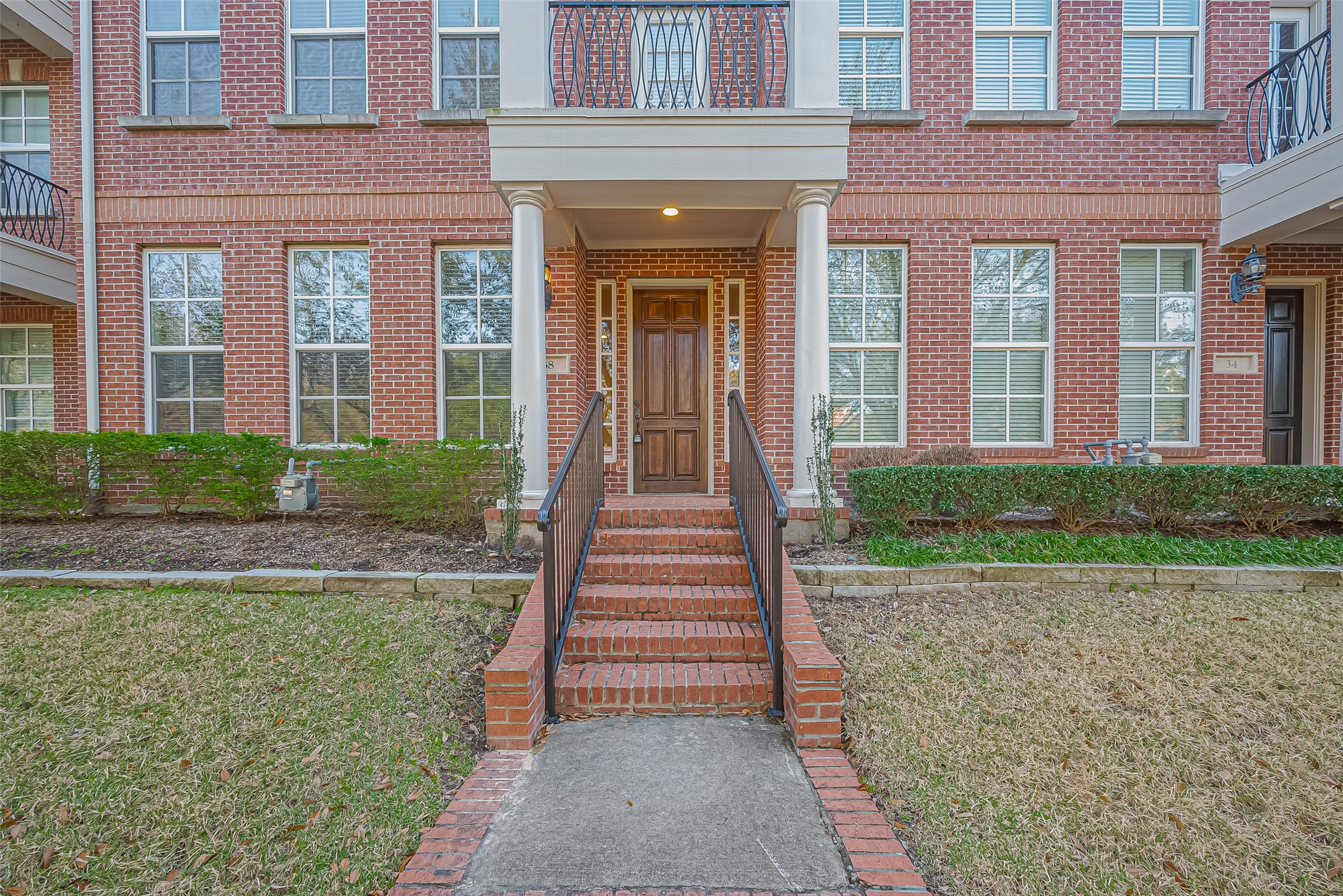 38 Islewood Boulevard Property Photo 5