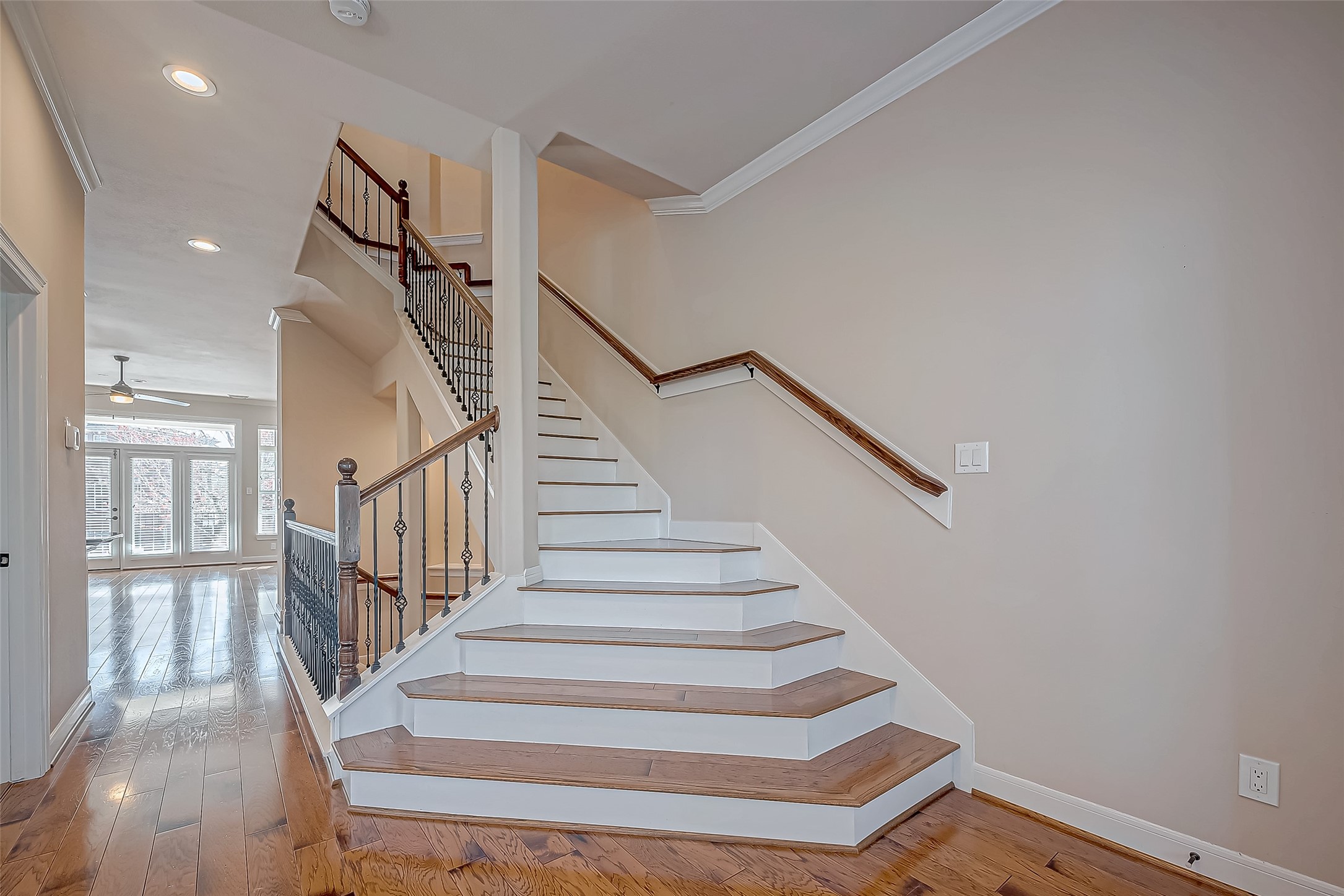 38 Islewood Boulevard Property Photo 7