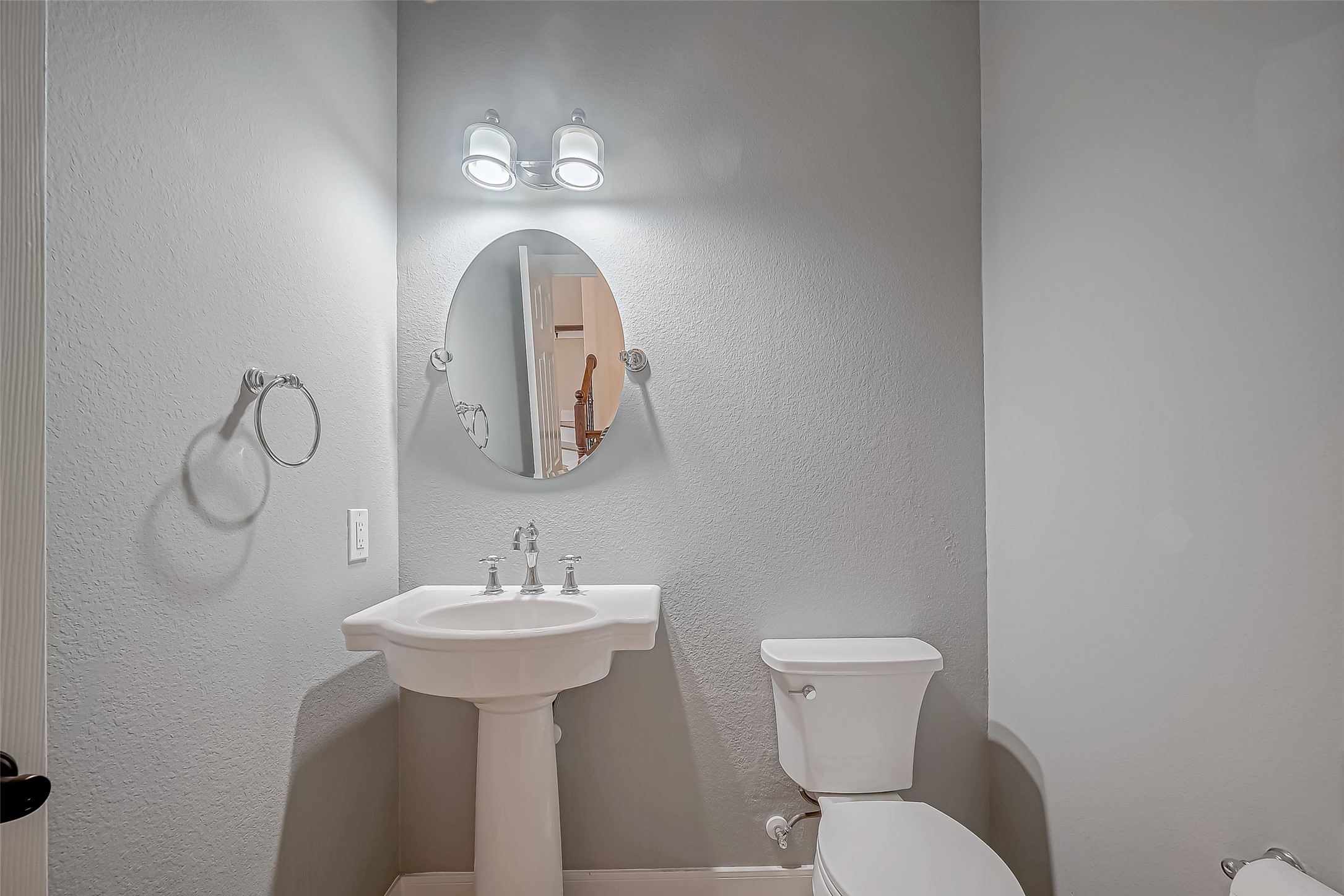 38 Islewood Boulevard Property Photo 23