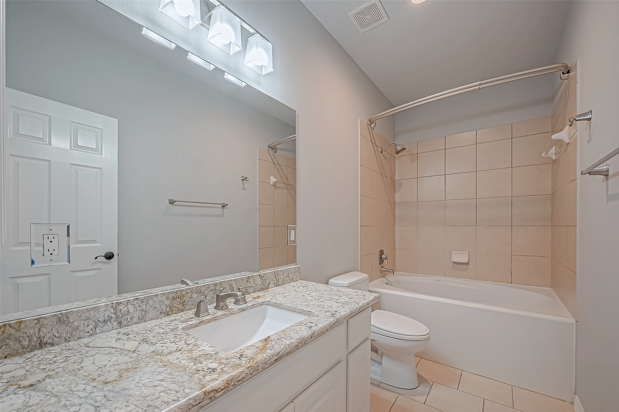 38 Islewood Boulevard Property Photo 28