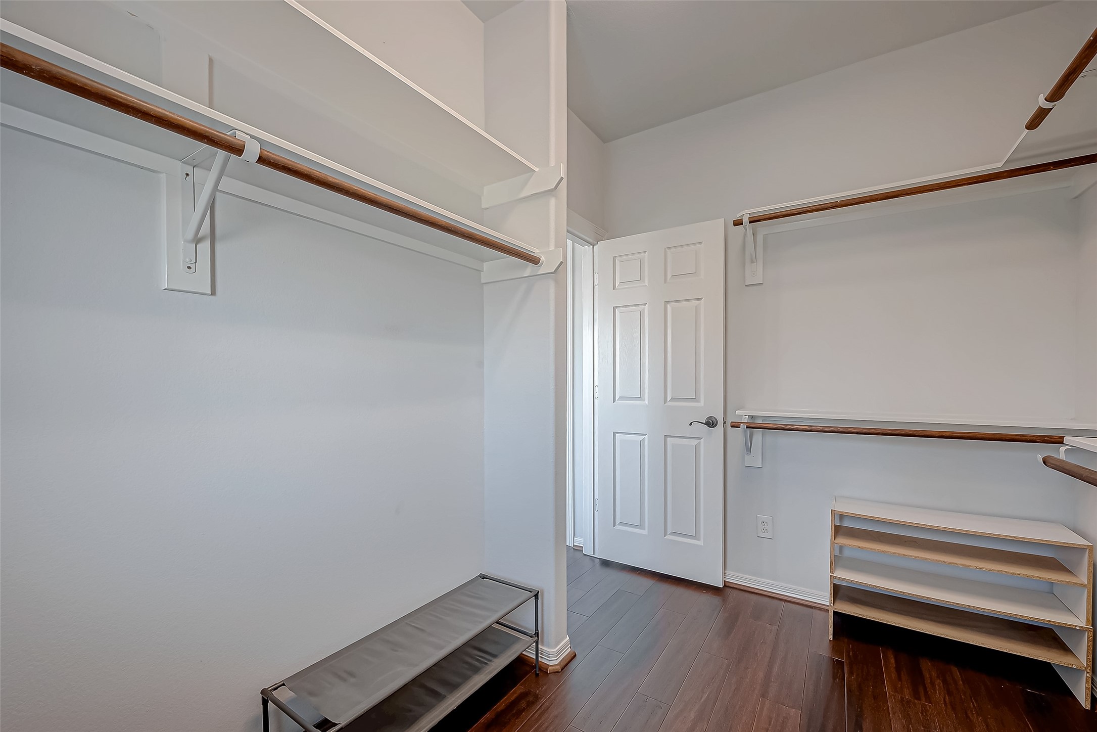 38 Islewood Boulevard Property Photo 37