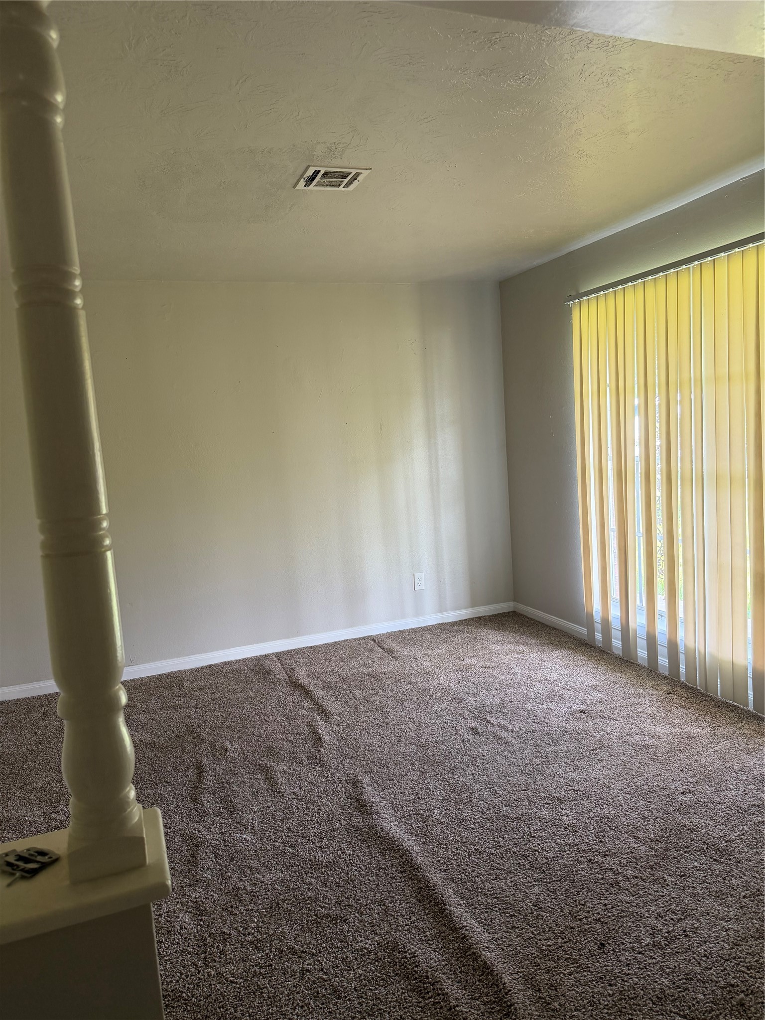 3203 Cliffdale Street Property Photo 6