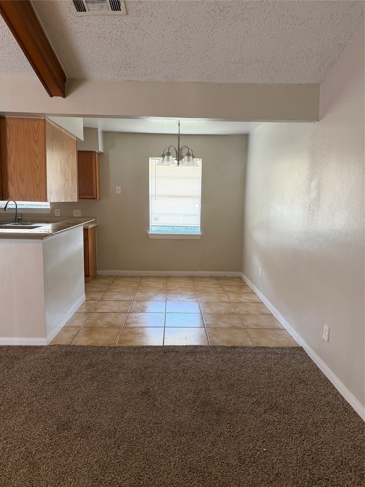 3203 Cliffdale Street Property Photo 8