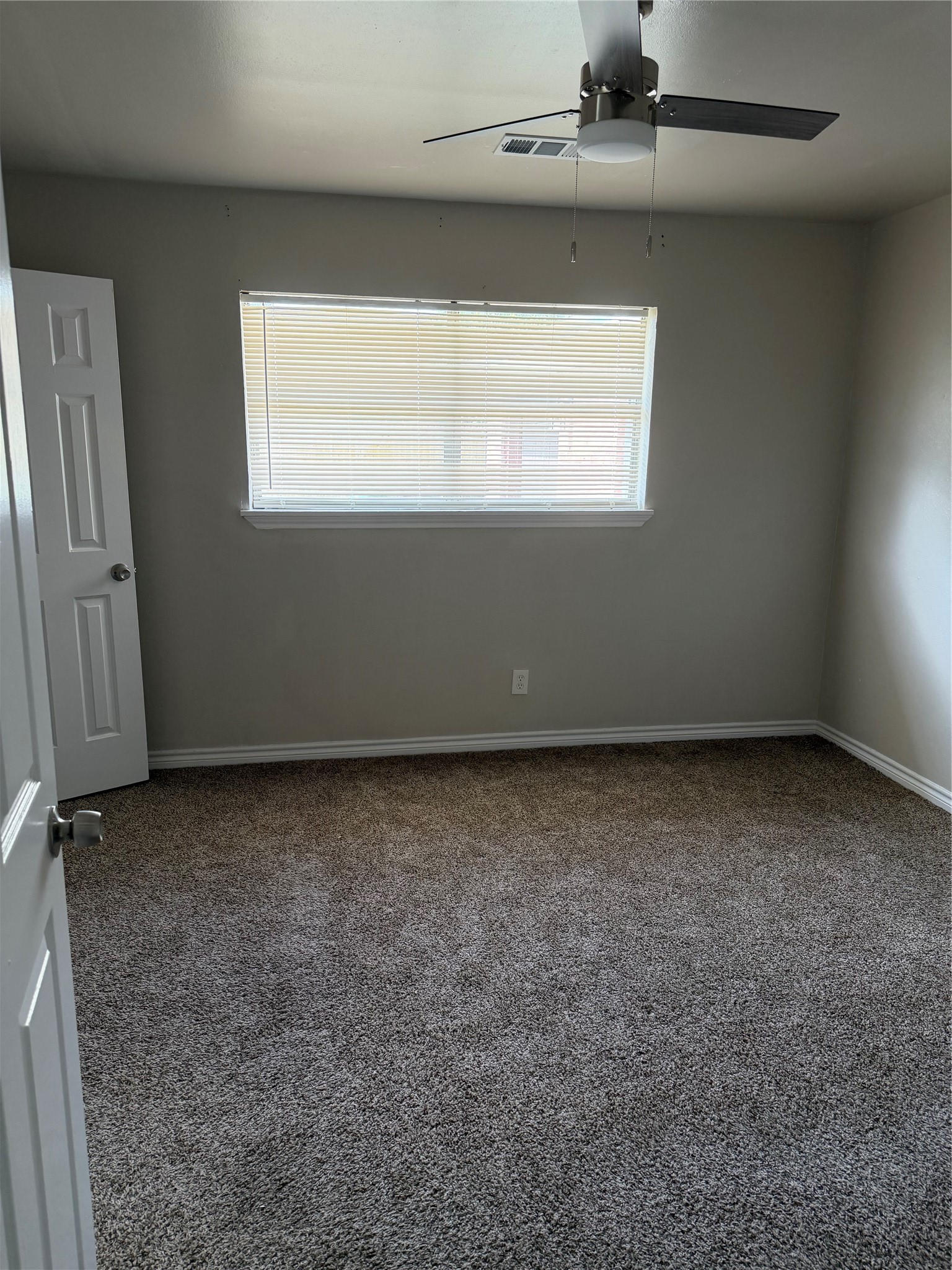 3203 Cliffdale Street Property Photo 13