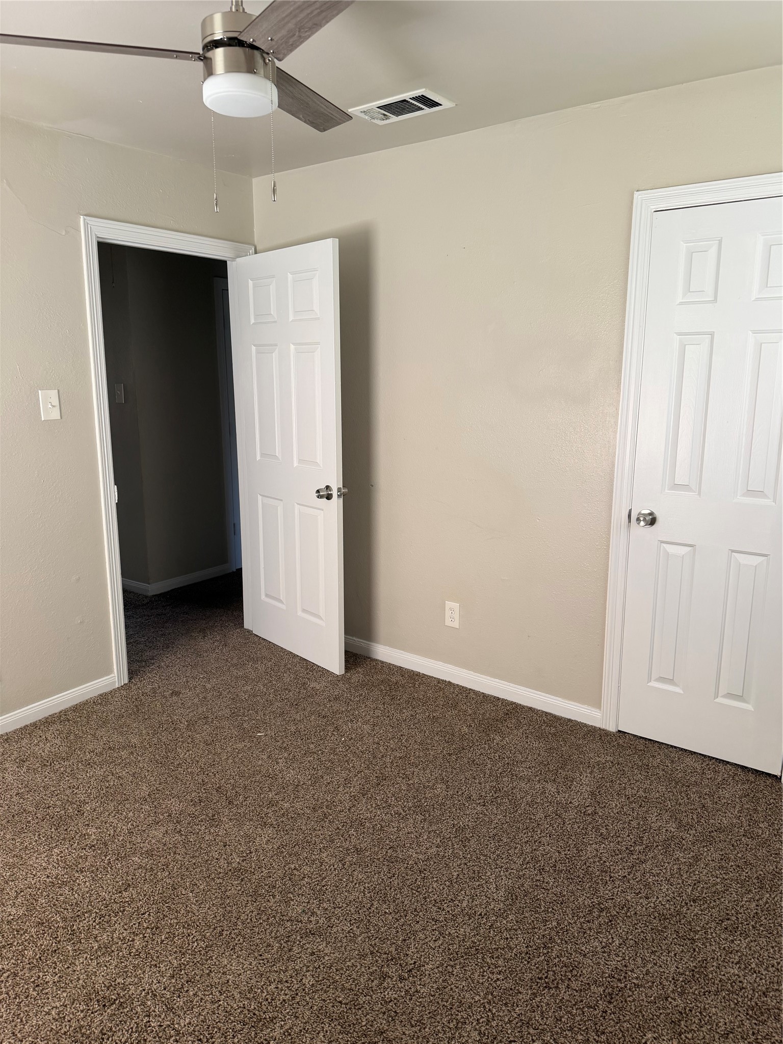 3203 Cliffdale Street Property Photo 15