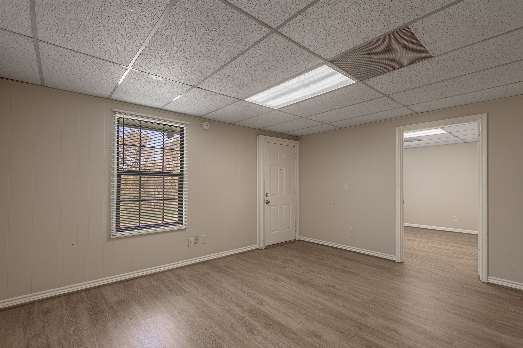 626 University Avenue G Property Photo 3
