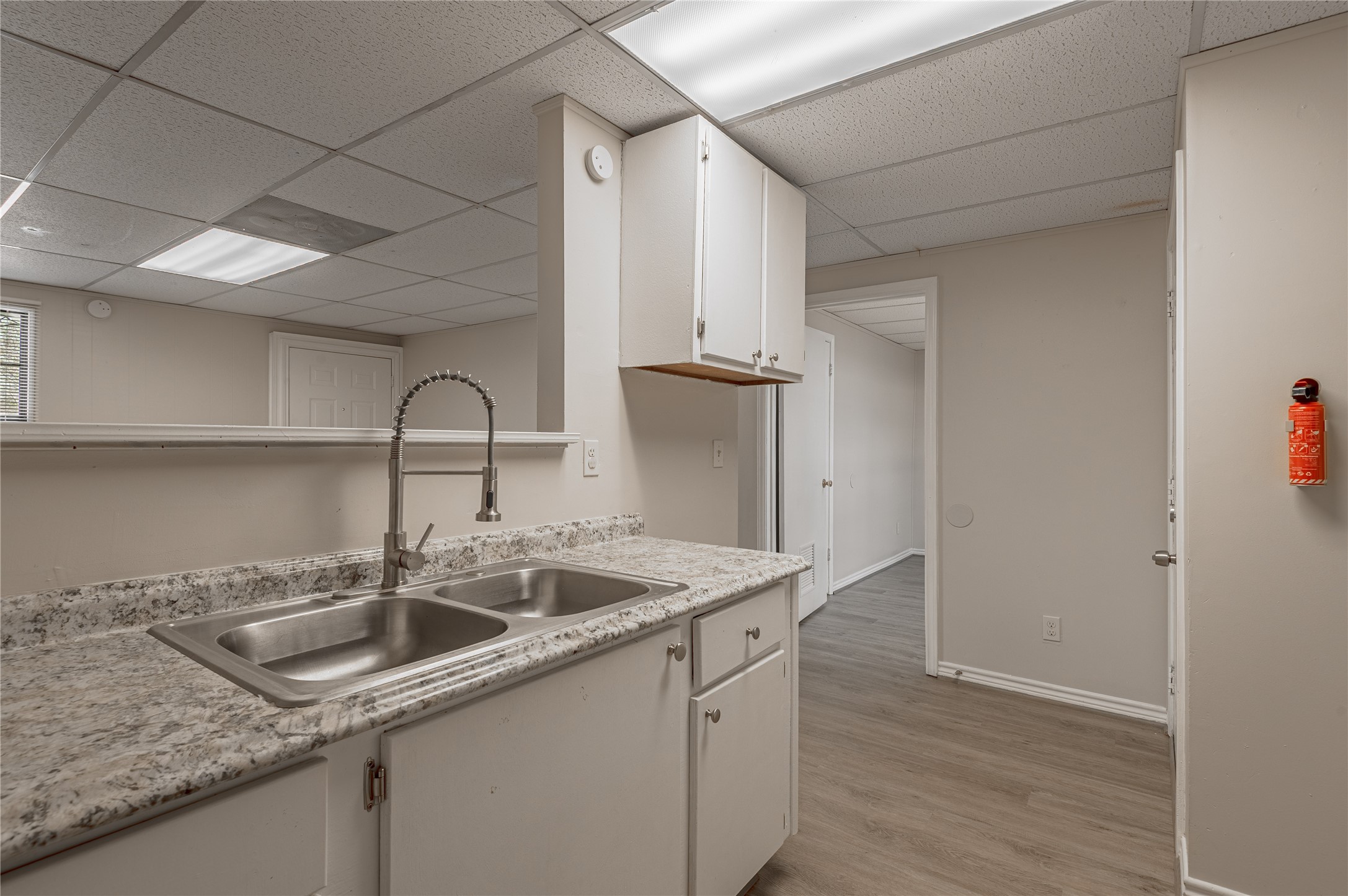 626 University Avenue G Property Photo 7