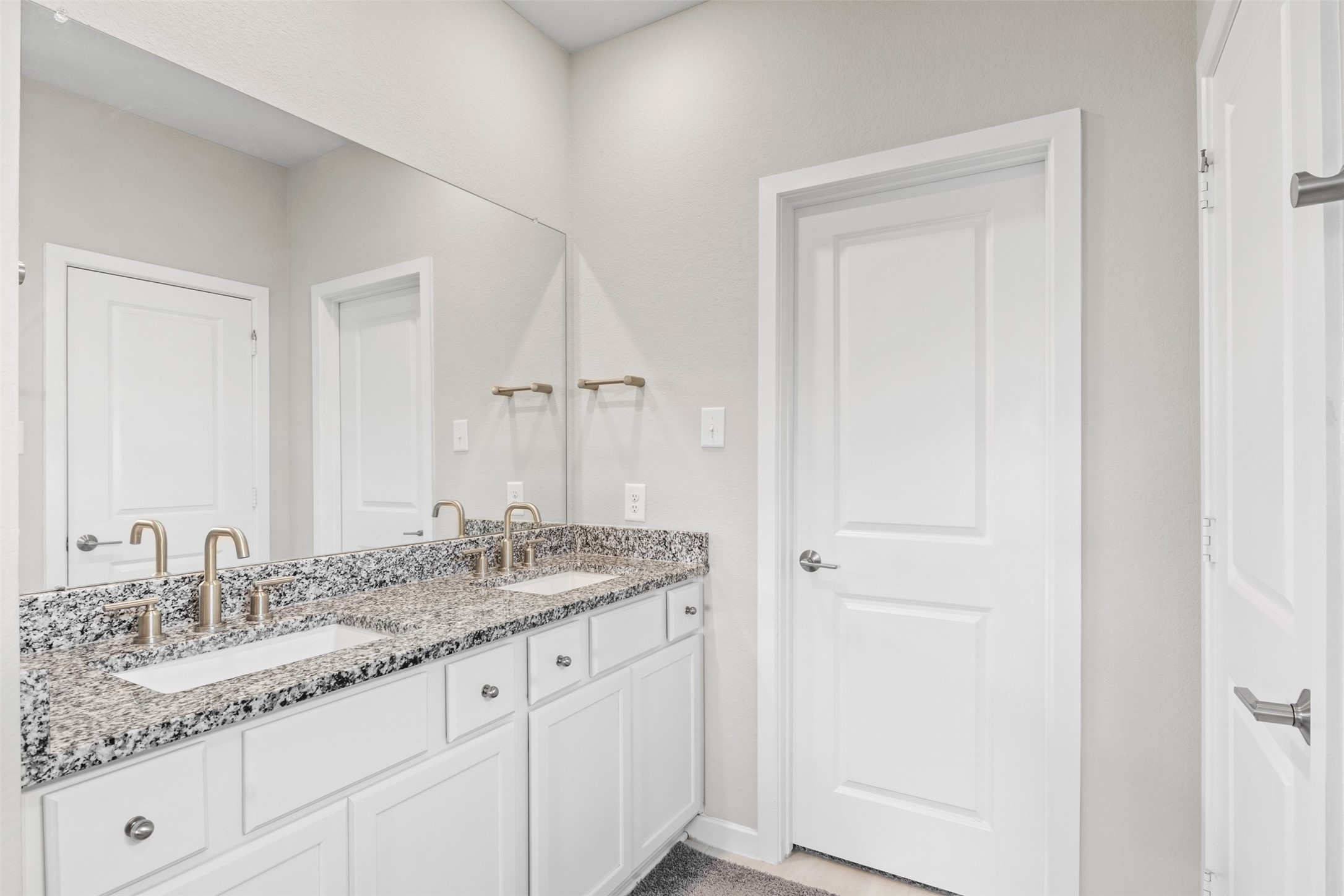 22115 Palo Dura Lane Property Photo 18