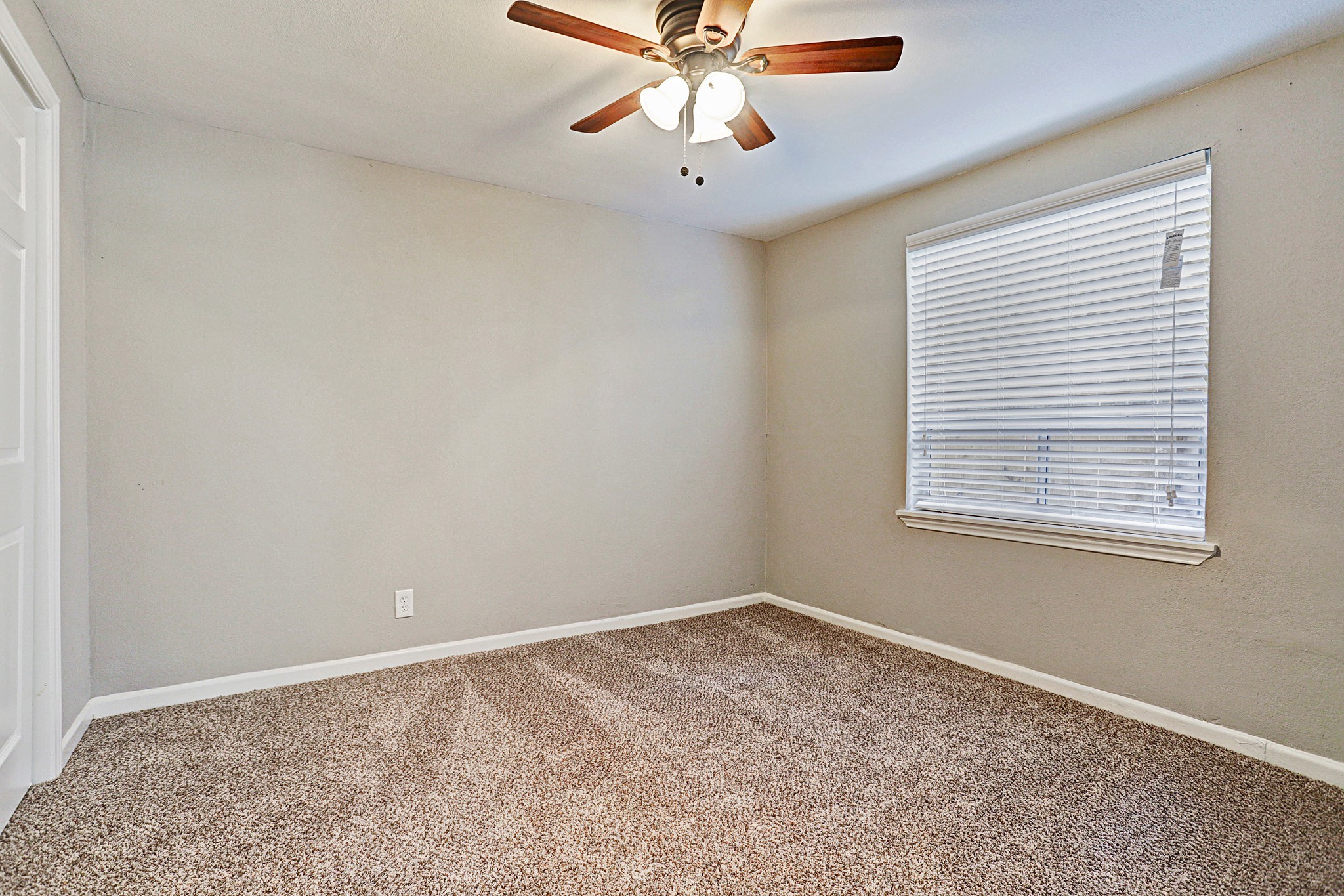 2148 Harold Street 2 Property Photo 7